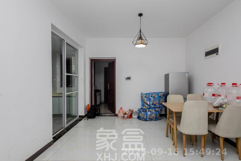 东业上城嘉苑（晟悦国际）  3室1厅1卫   1800.00元/月室内图