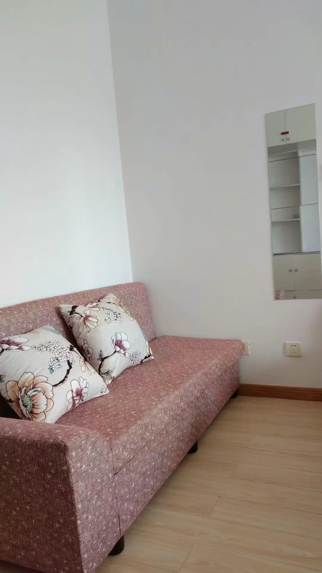 天门壹号 1室1厅1卫 900.0元/月 天门壹号 1室1厅1卫 900.0元/月室内图