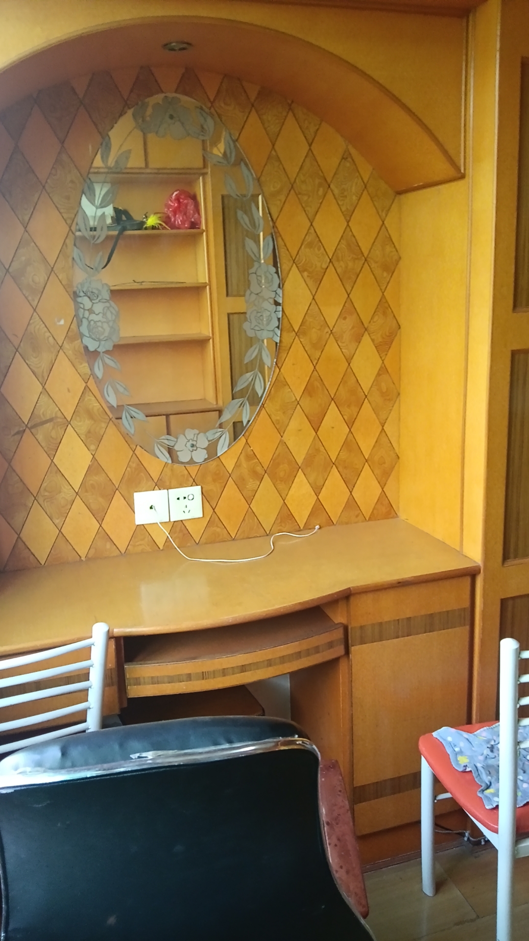 立新二社区 2室2厅1卫 800.0元/月 立新二社区 2室2厅1卫 800.0元/月室内图