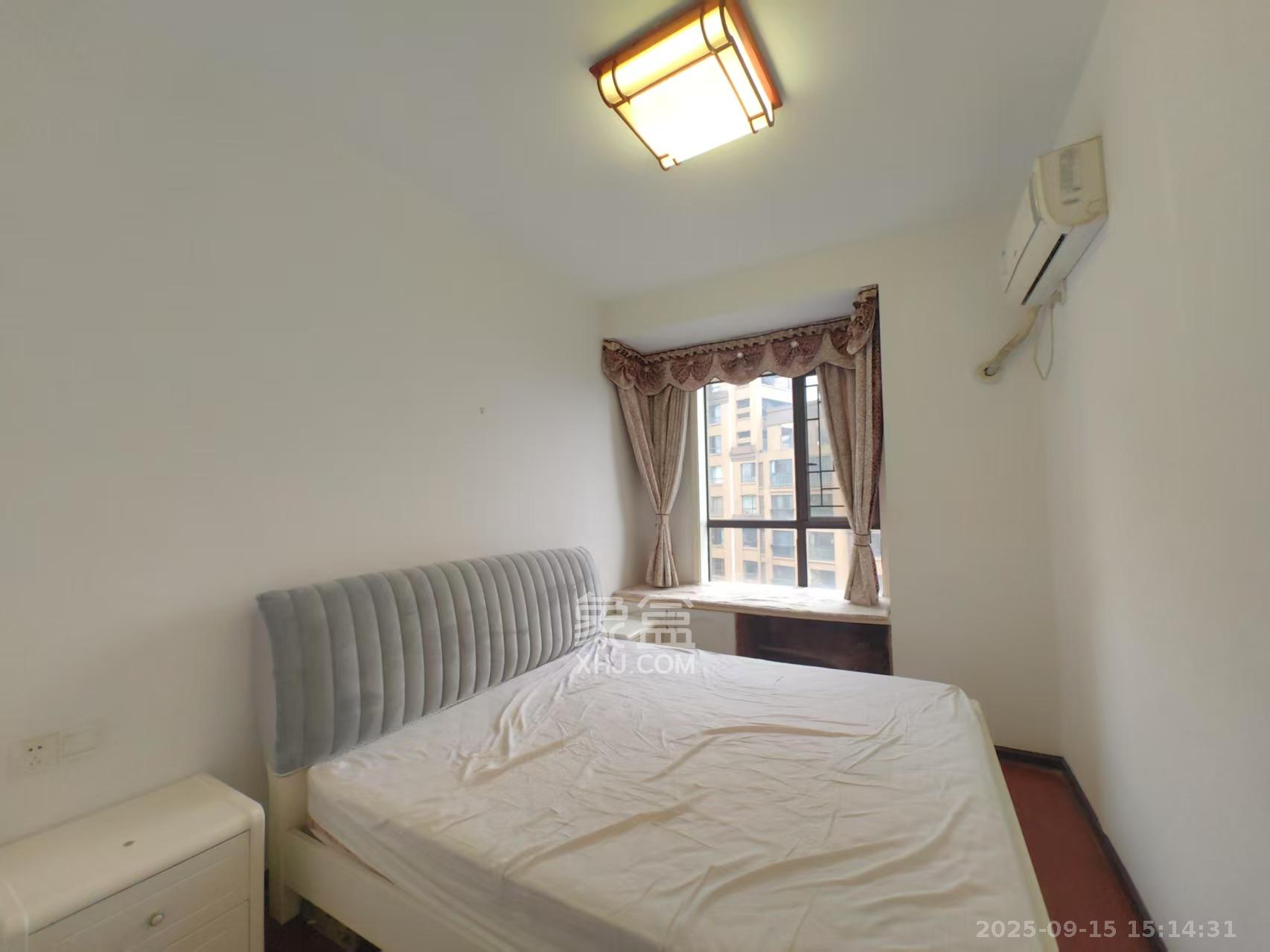 奥林匹克花园贡院一期 3室2厅1卫 2600.0元/月 奥林匹克花园贡院一期 3室2厅1卫 2600.0元/月室内图