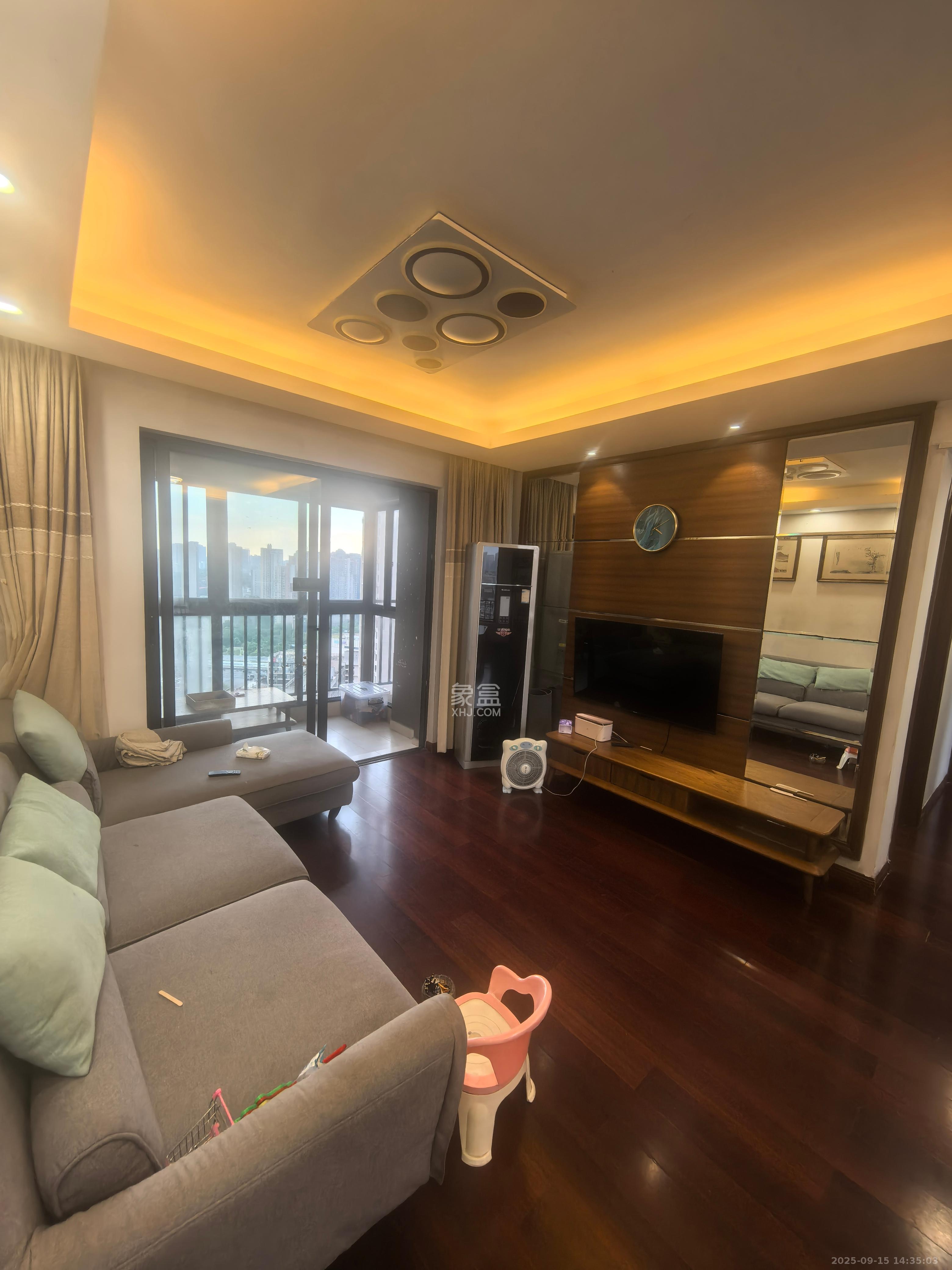 万科金域华府二期  3室2厅2卫    2800.0元/月 万科金域华府二期  3室2厅2卫    2800.0元/月