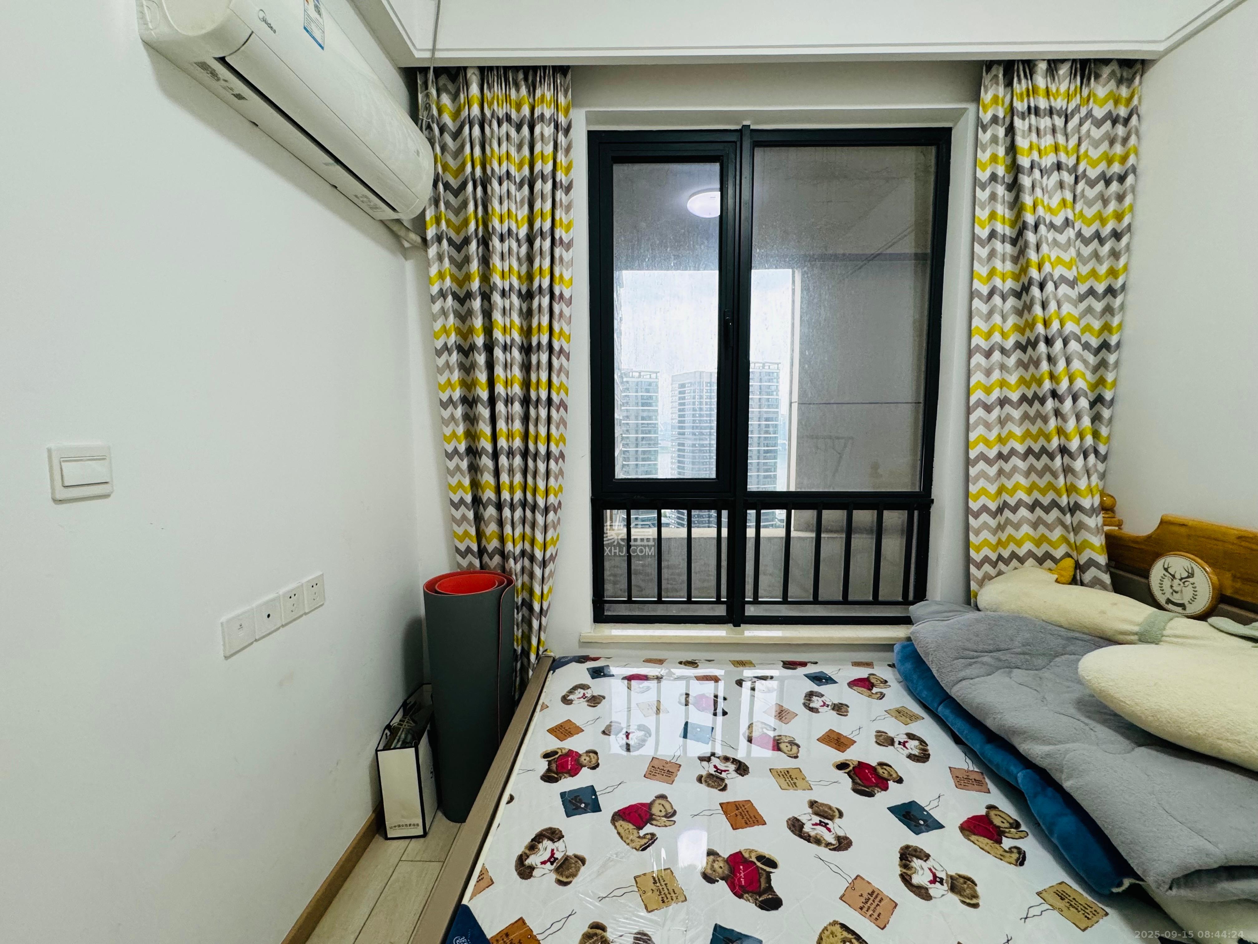 启迪协信中心  2室2厅1卫    2200.0元/月室内图