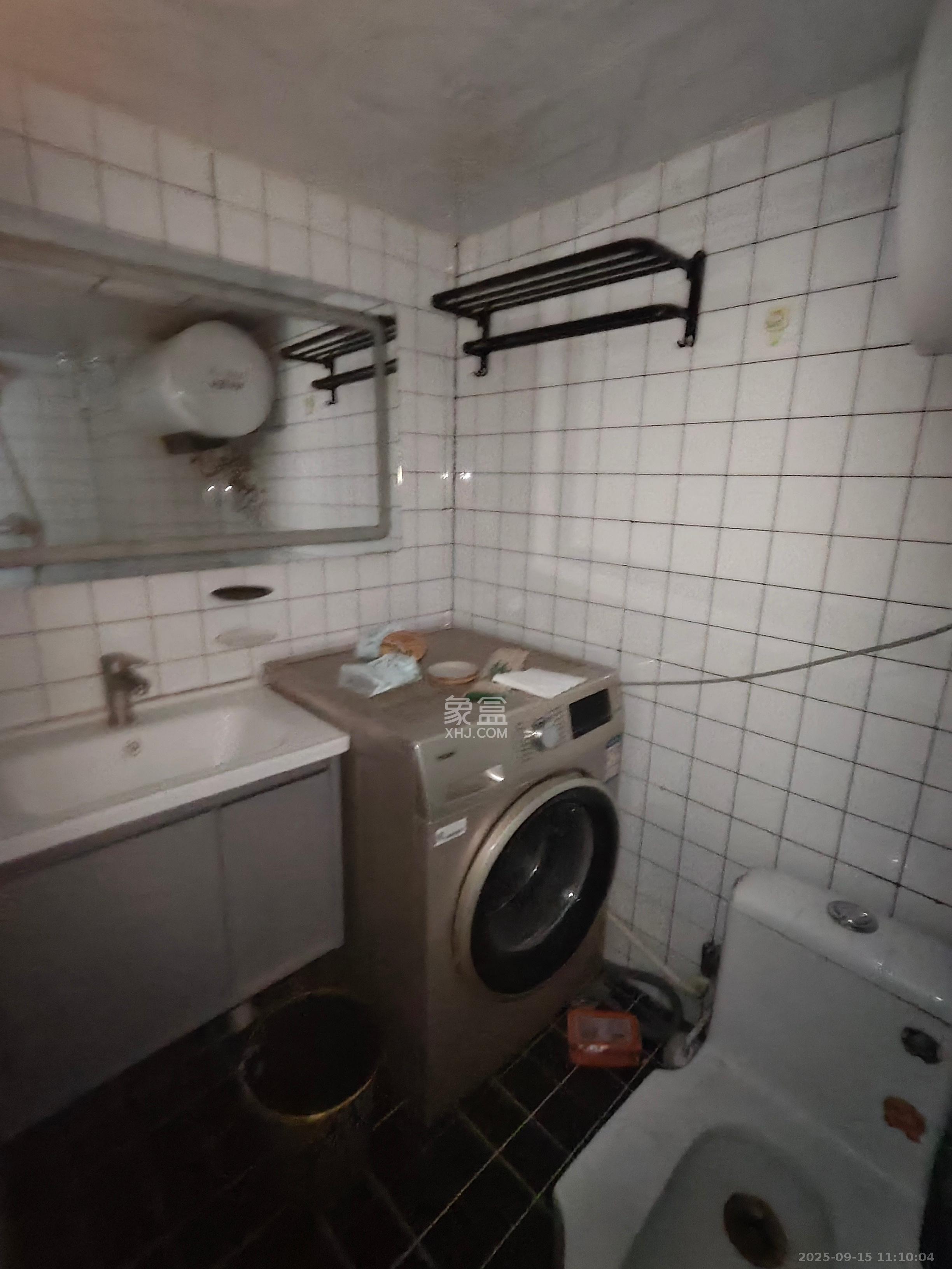 龙湖湘江星座（祺鑫星座公寓）  1室1厅1卫    1900.0元/月室内图