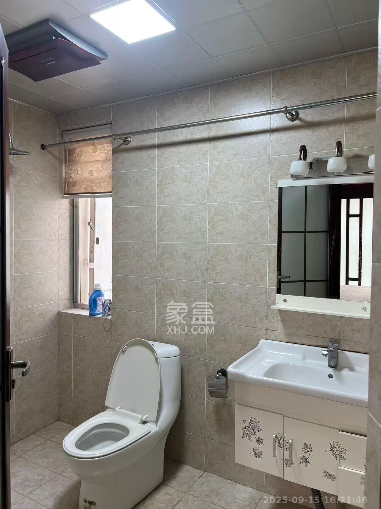 华雅花园 3室2厅2卫 3400.0元/月 华雅花园 3室2厅2卫 3400.0元/月室内图