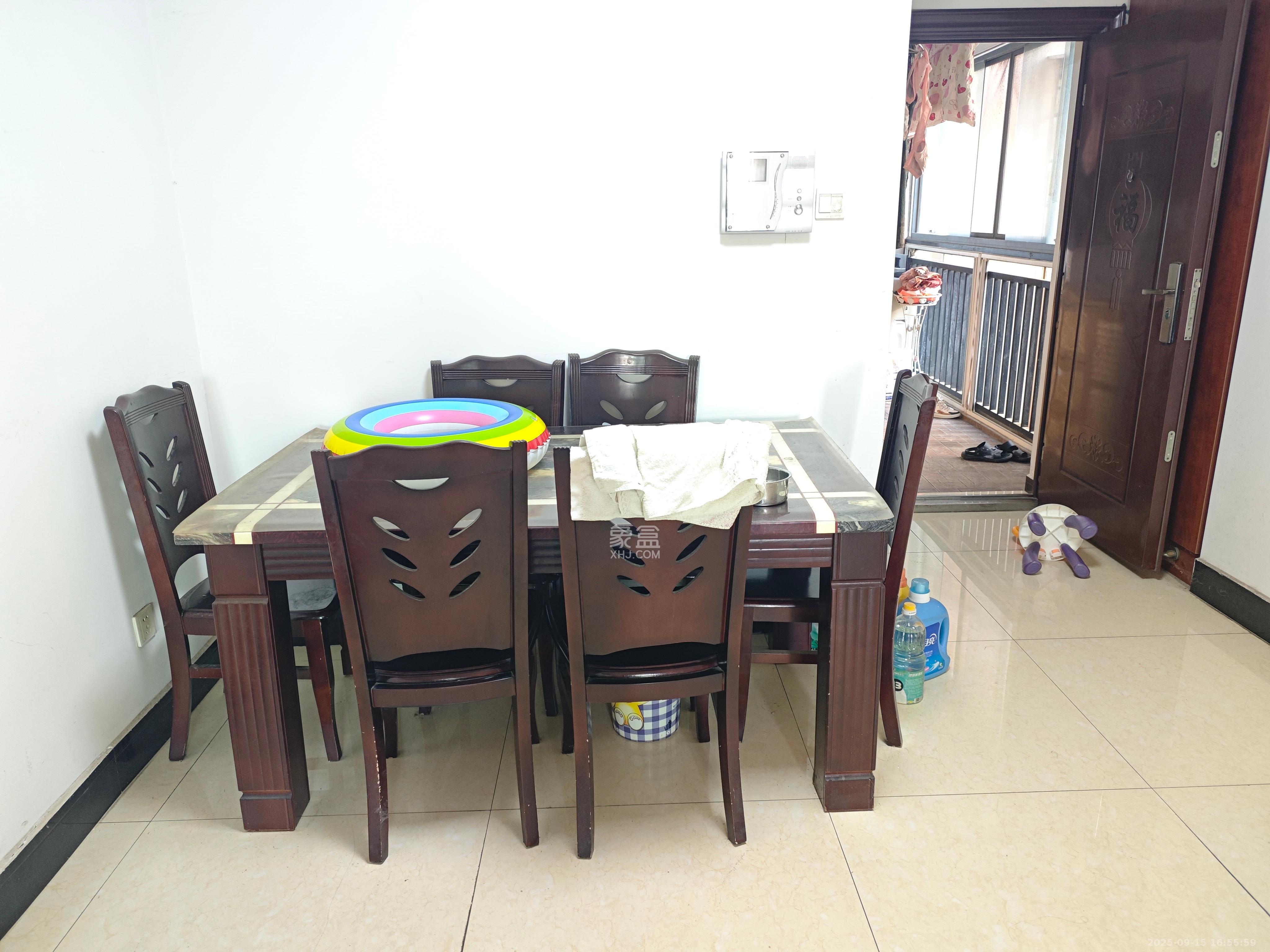 卓越蔚蓝海岸一期 2室2厅2卫 1900.0元/月 卓越蔚蓝海岸一期 2室2厅2卫 1900.0元/月室内图