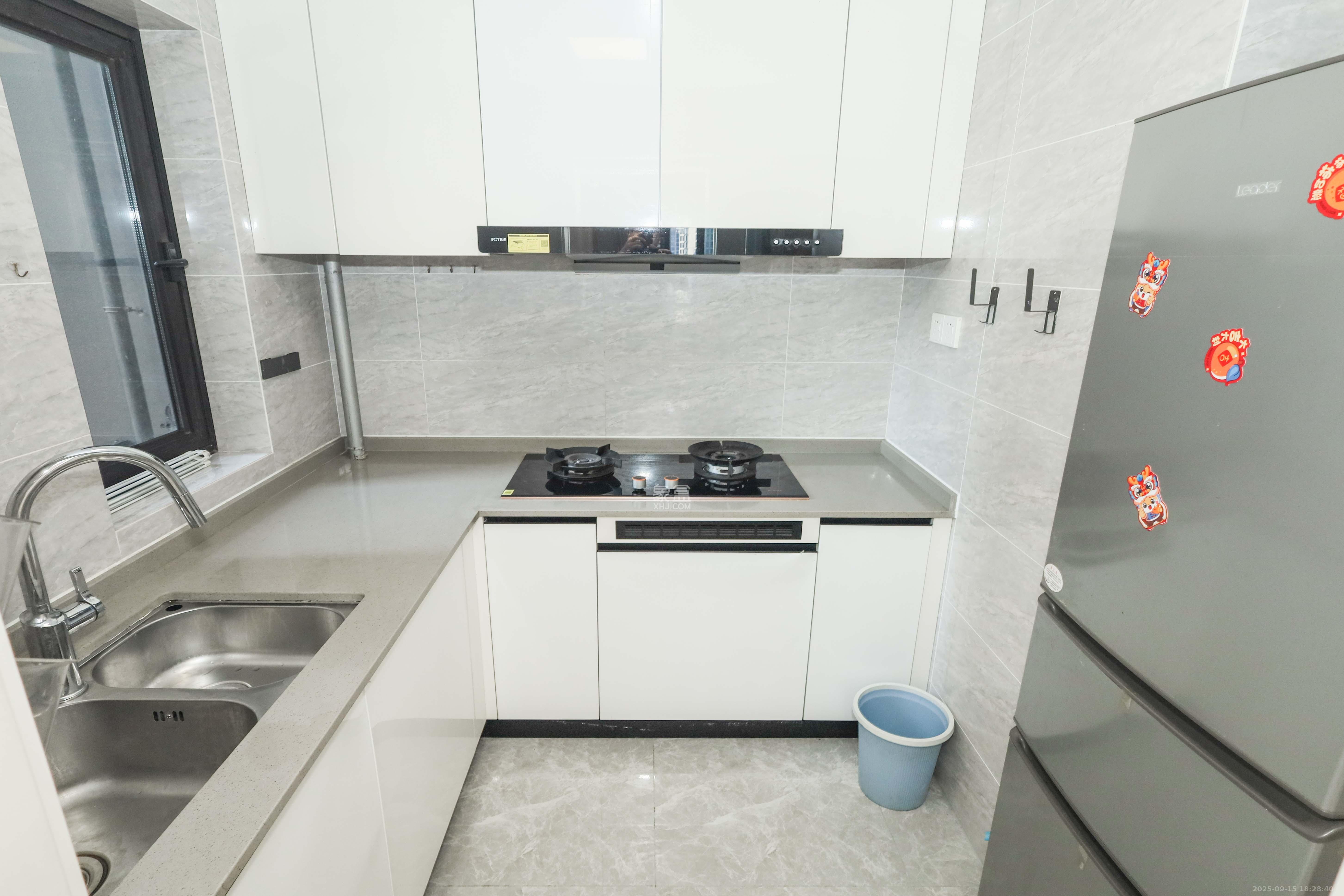 万科金色梦想B区  3室2厅2卫    119.8万 万科金色梦想B区  3室2厅2卫    119.8万厨房