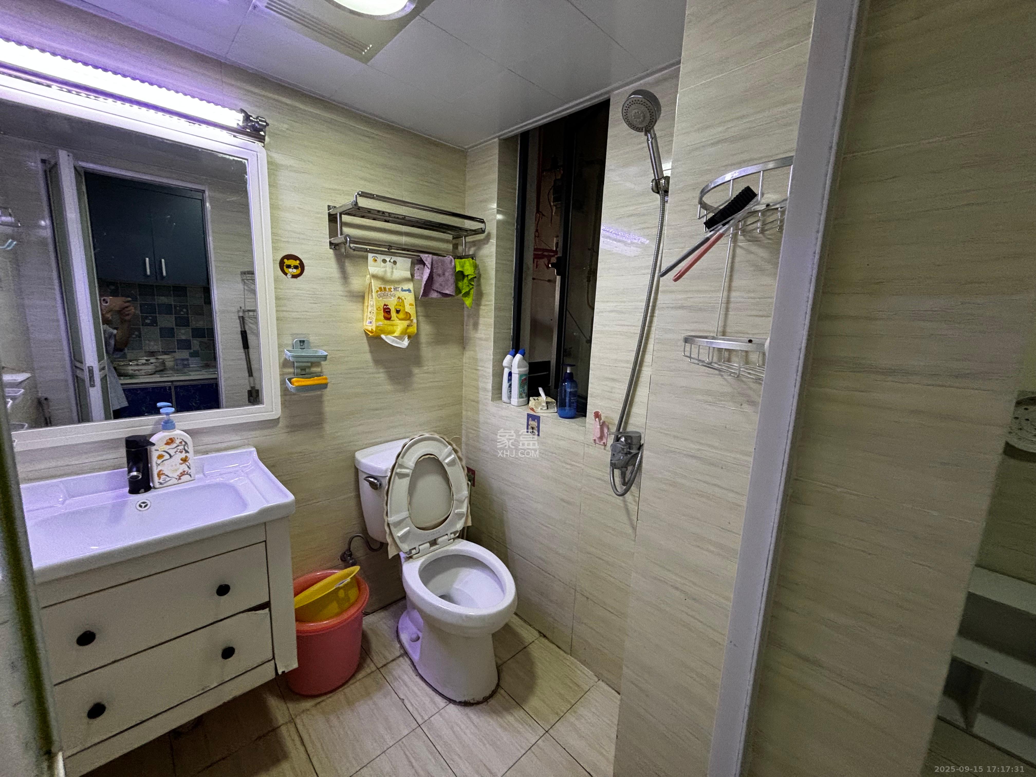 中建芙蓉工社 2室1厅1卫 1600.0元/月 中建芙蓉工社 2室1厅1卫 1600.0元/月室内图