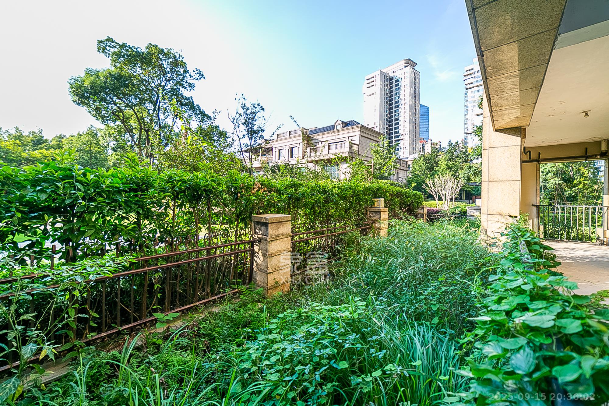 中建江山壹号  1室0厅0卫    885.0万 中建江山壹号  1室0厅0卫    885.0万其他