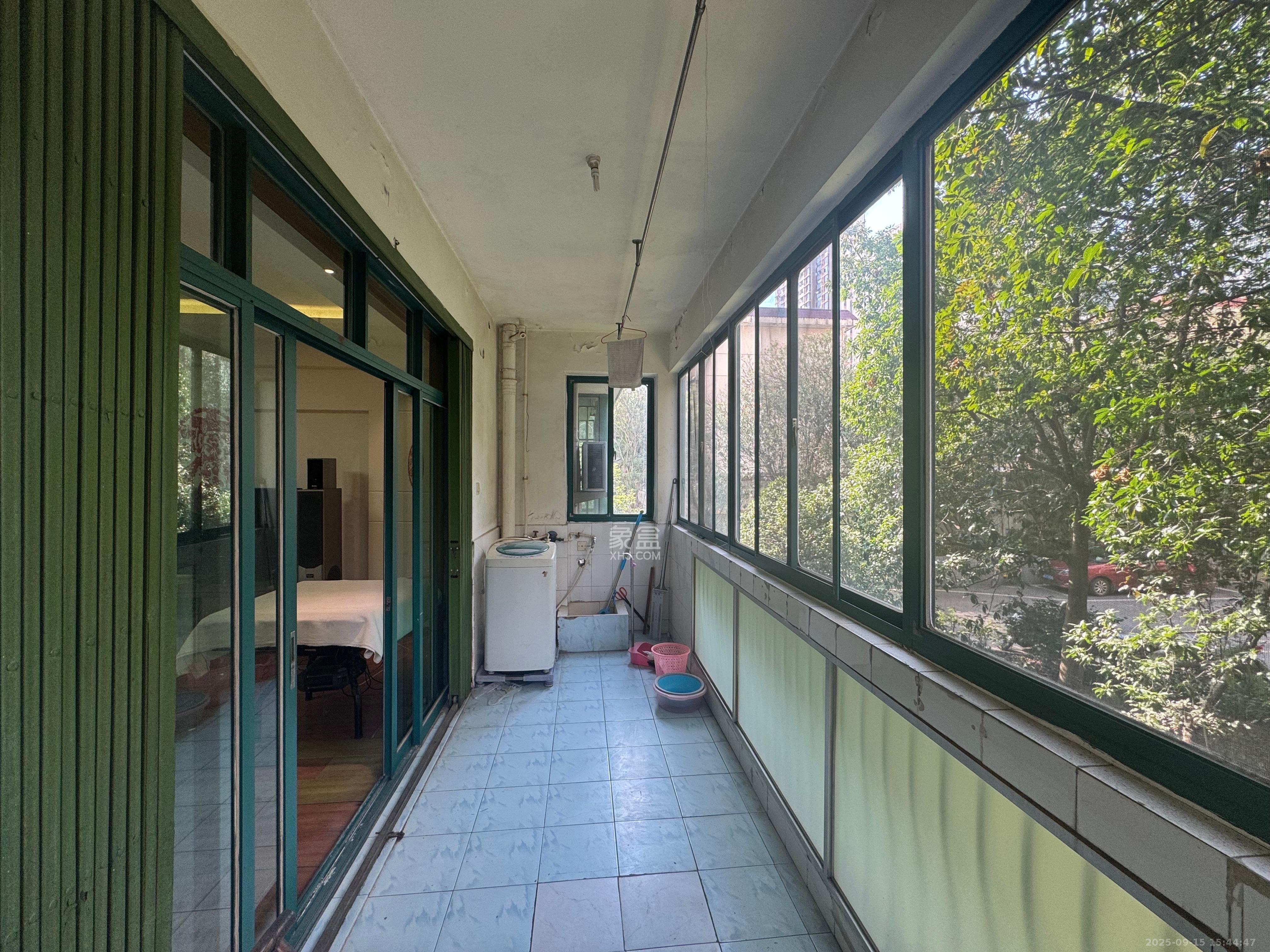 华盛家园  3室2厅2卫    2500.0元/月室内图