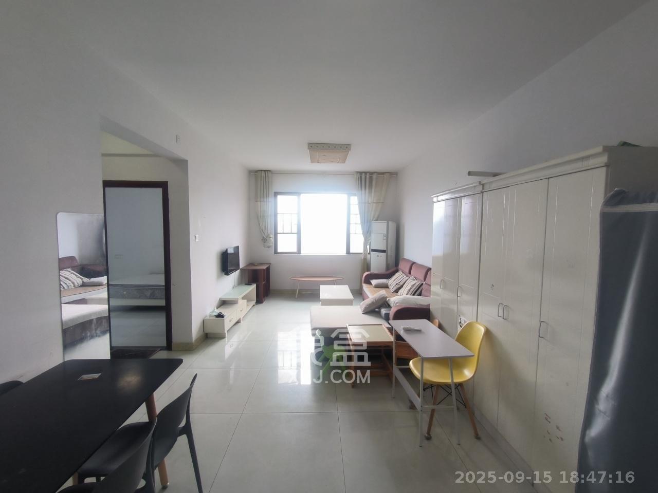 万里时代  2室1厅1卫    2000.0元/月室内图