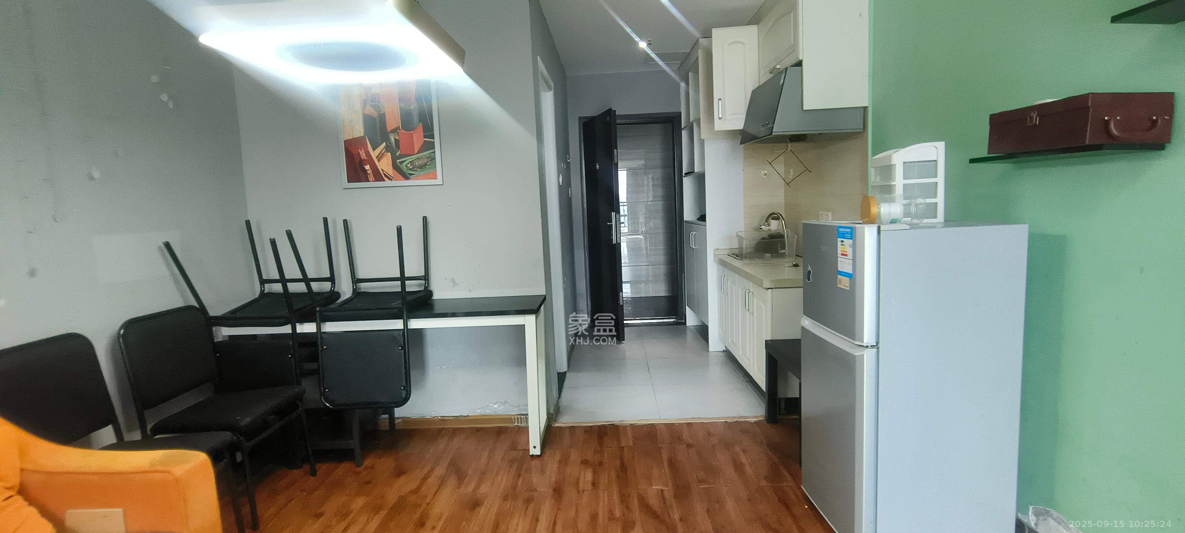 博雅例外  1室1厅1卫    1400.0元/月室内图