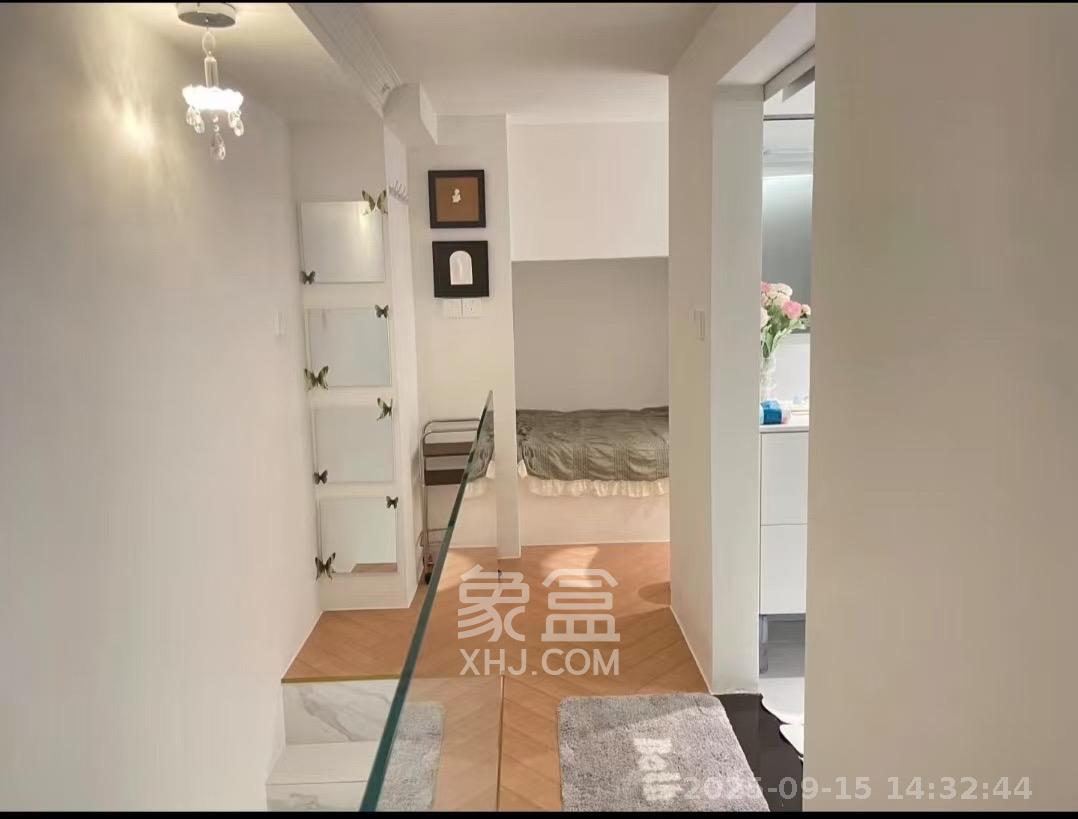 卓越江岸  1室0厅0卫   2800.00元/月室内图