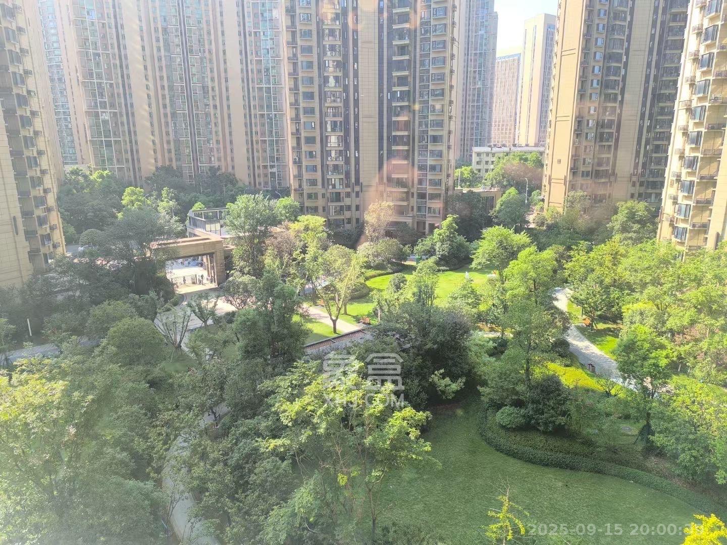 保利大都汇一期、二期 3室2厅2卫 3500.0元/月 保利大都汇一期、二期 3室2厅2卫 3500.0元/月室内图