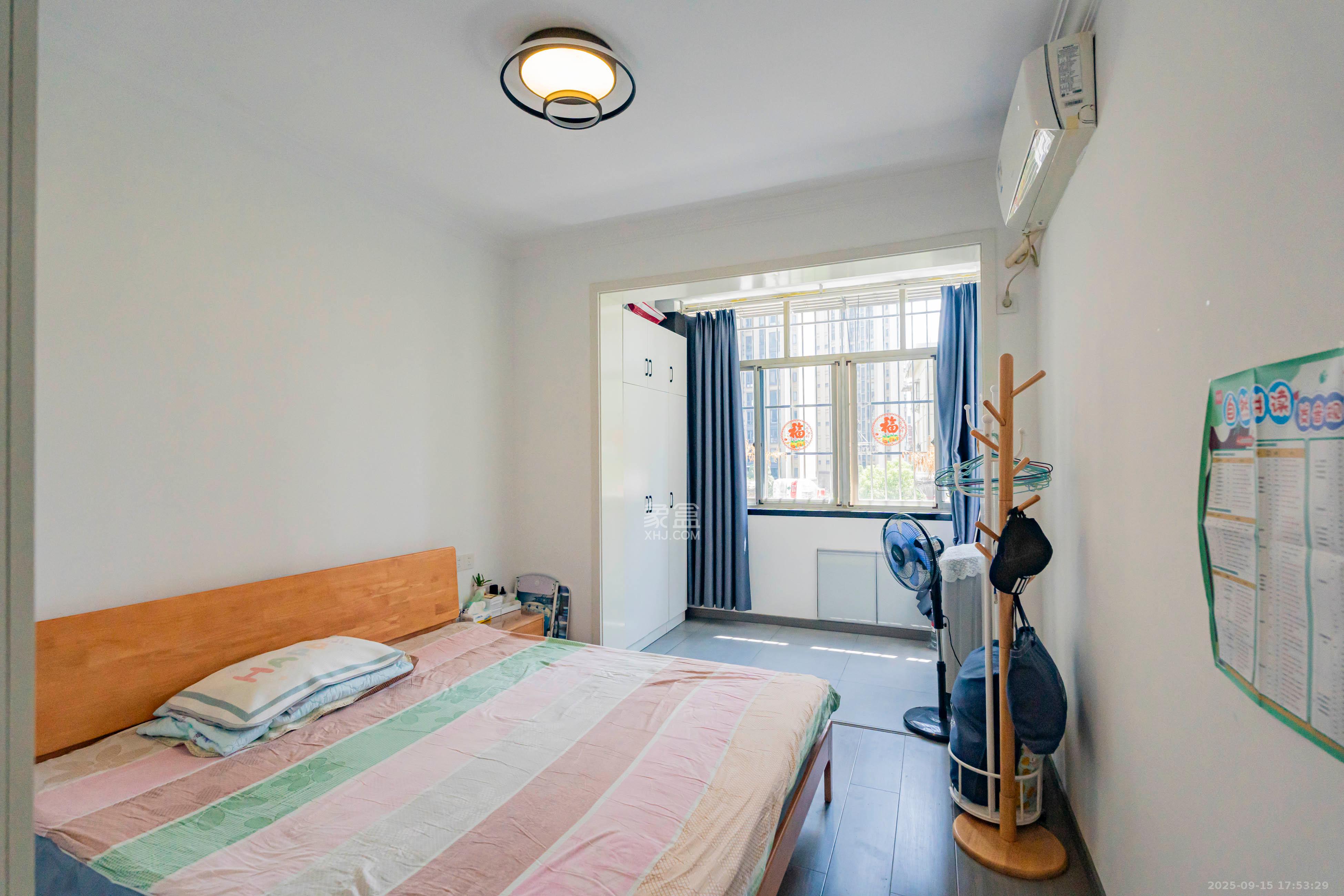 三角塘88号(原长沙市轻化公司宿舍) 2室2厅1卫 49.8万 三角塘88号(原长沙市轻化公司宿舍) 2室2厅1卫 49.8万卧室