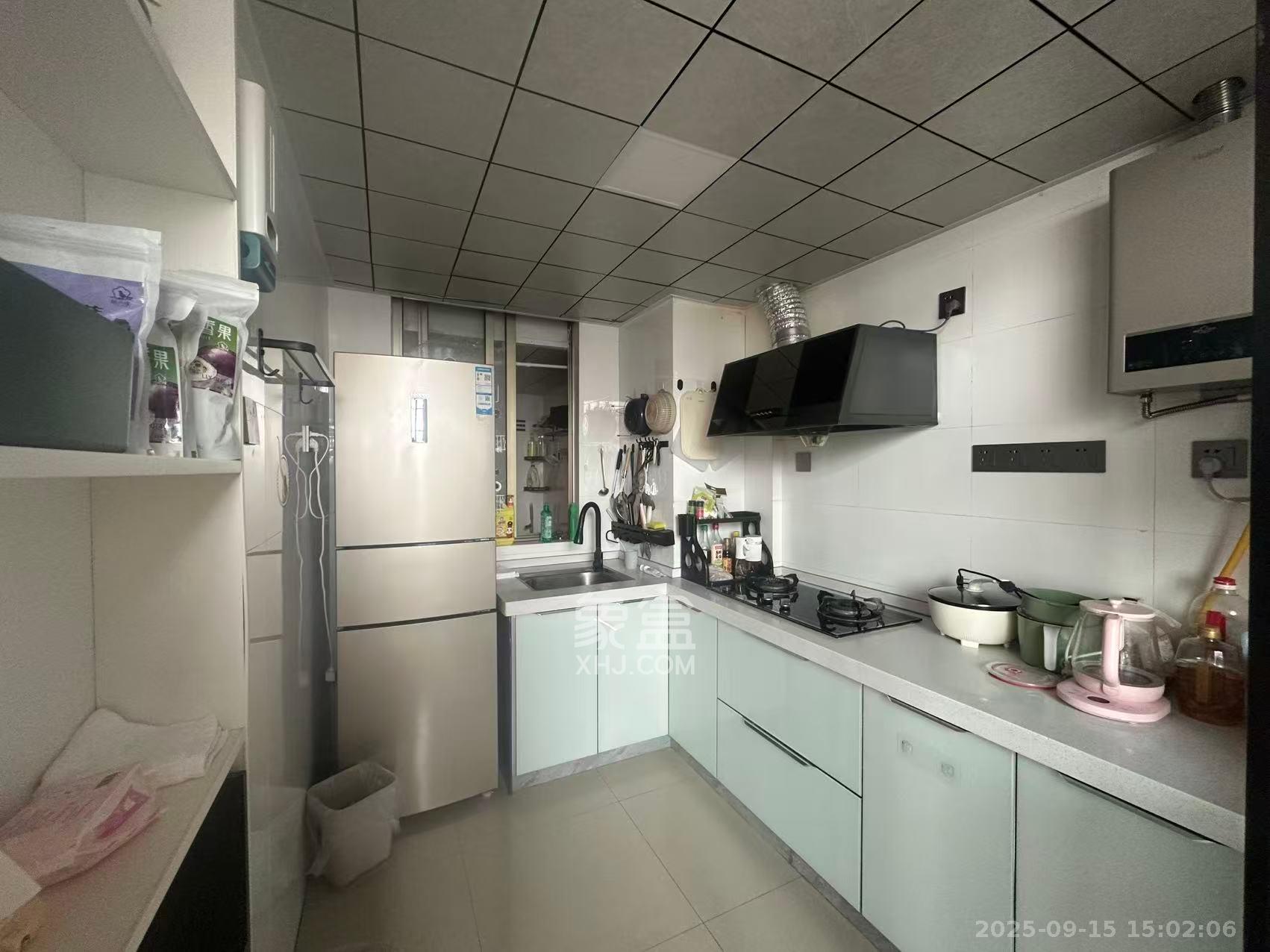 香颂国际 2室1厅1卫 1800.0元/月 香颂国际 2室1厅1卫 1800.0元/月室内图