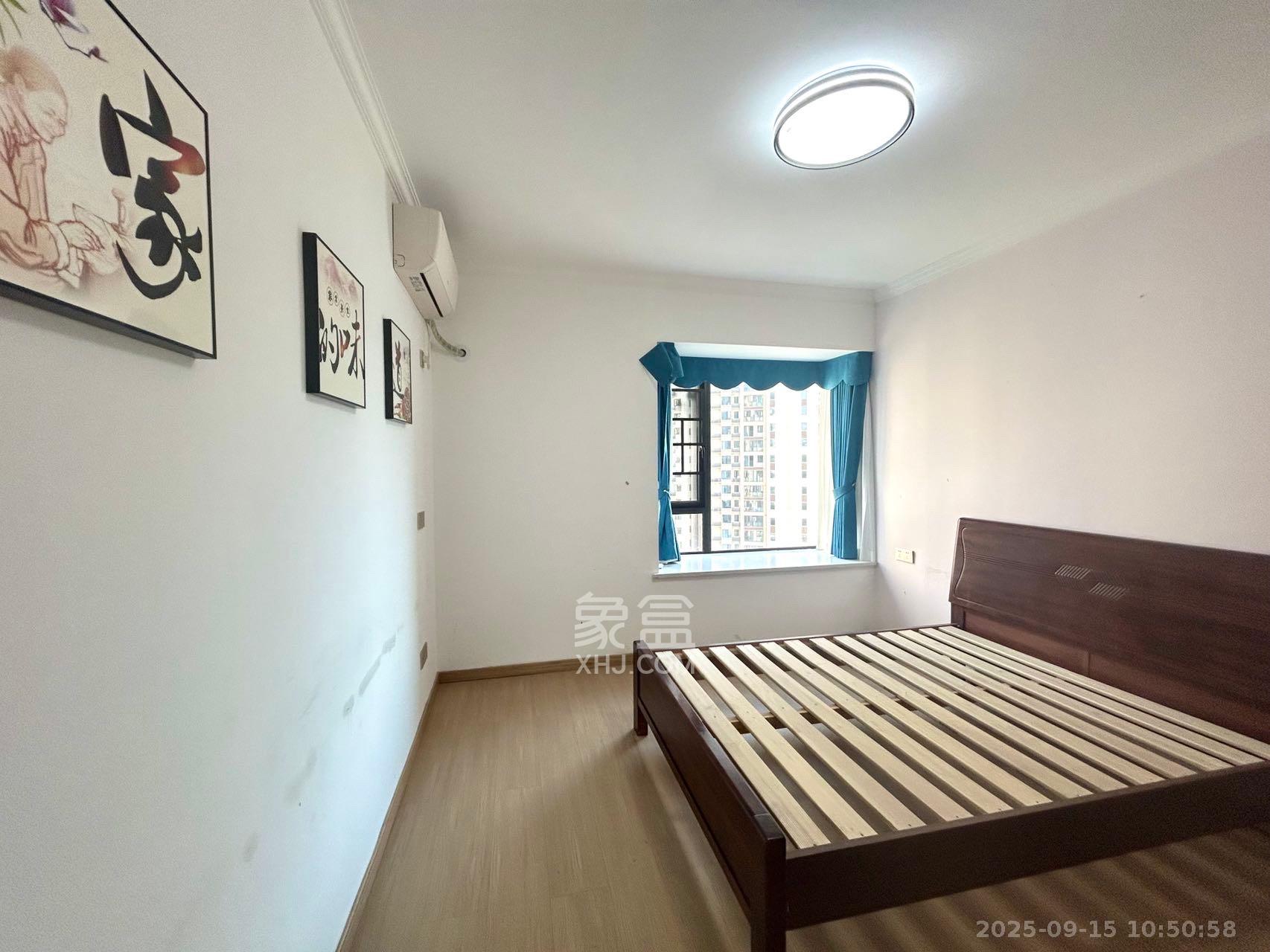 长房明宸府 4室2厅2卫 2600.0元/月 长房明宸府 4室2厅2卫 2600.0元/月室内图