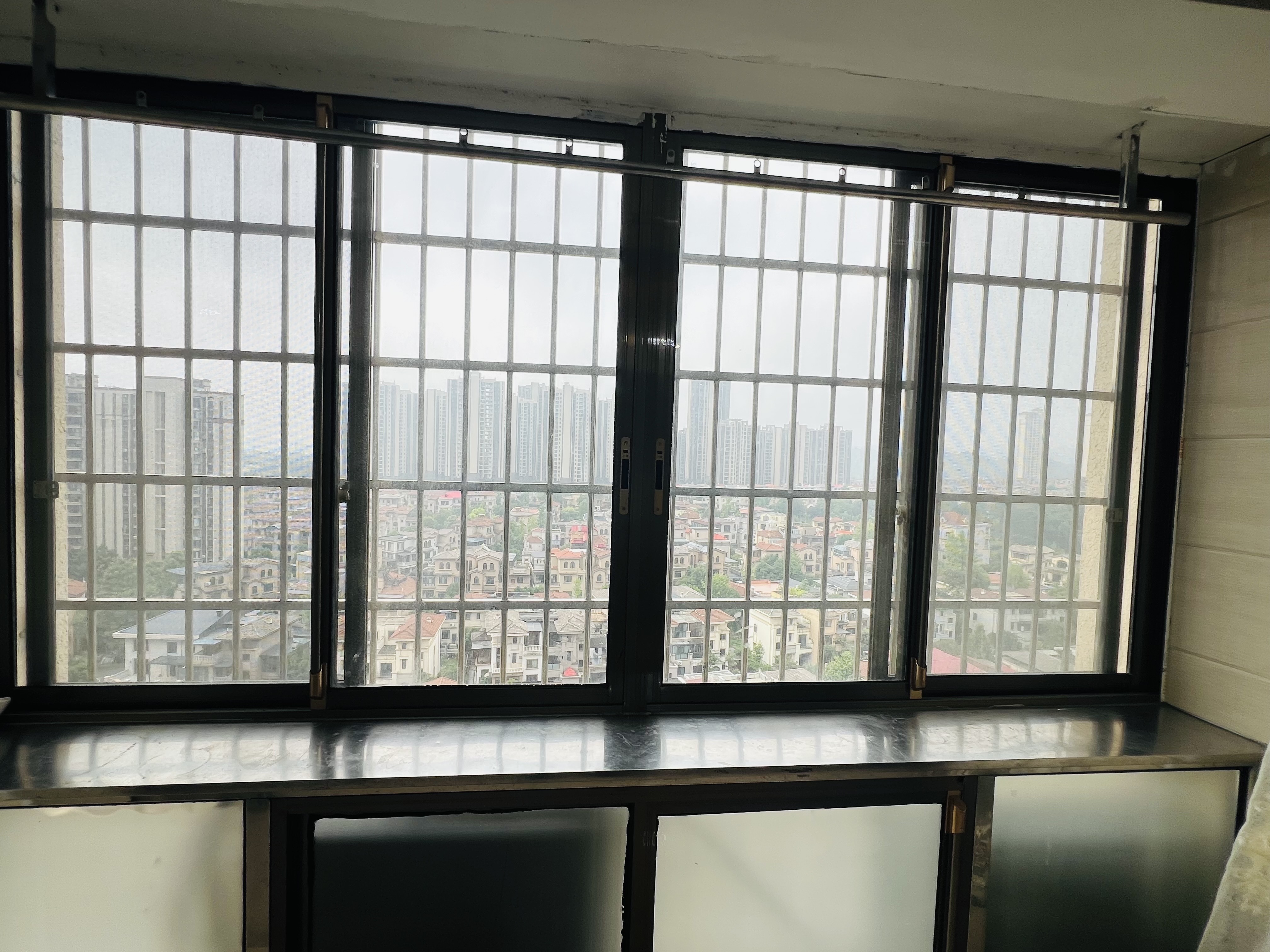 碧桂园 3室2厅1卫 1800.0元/月 碧桂园 3室2厅1卫 1800.0元/月室内图