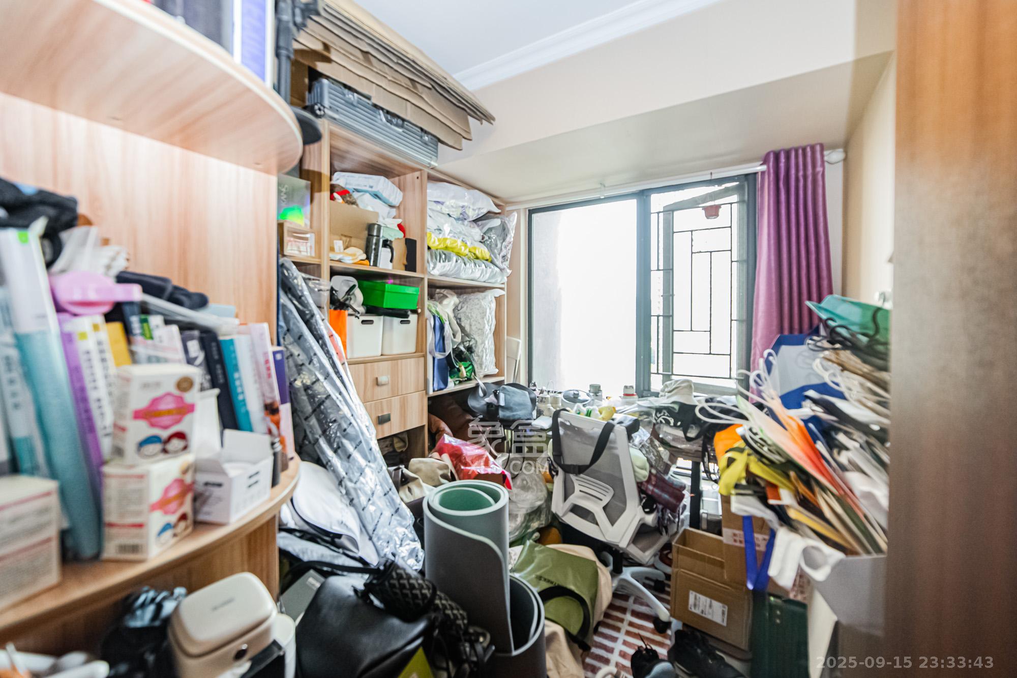 万科城 3室2厅2卫 82.0万 万科城 3室2厅2卫 82.0万卧室