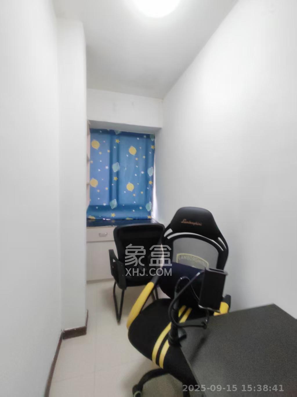 绿地公馆（绿地名邸）  1室1厅1卫    1300.0元/月室内图