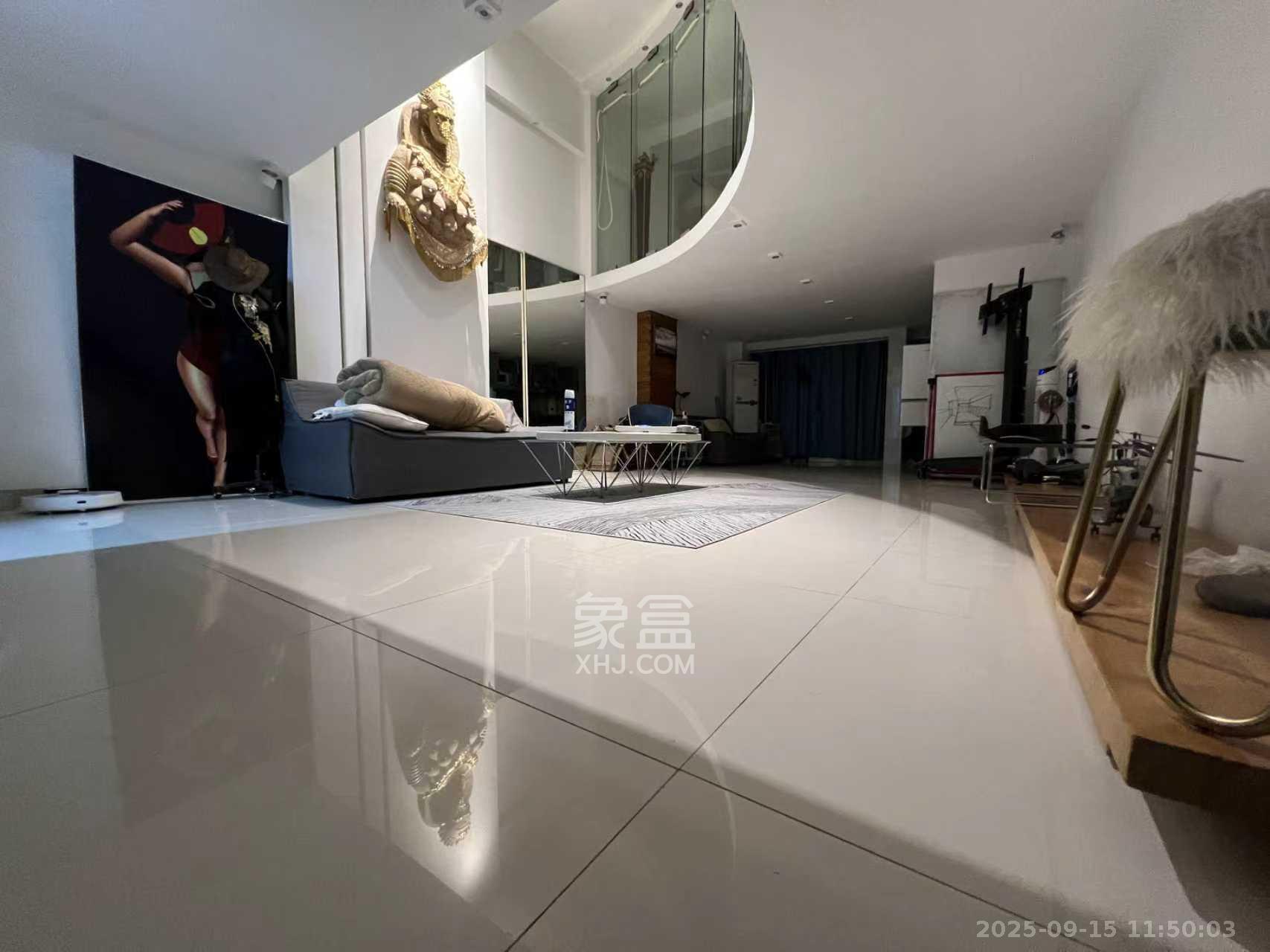 曼哈顿新贵  3室2厅1卫    3600.0元/月室内图