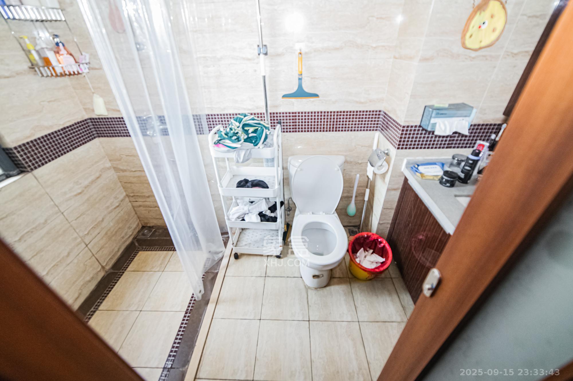 万科城 3室2厅2卫 82.0万 万科城 3室2厅2卫 82.0万卫生间