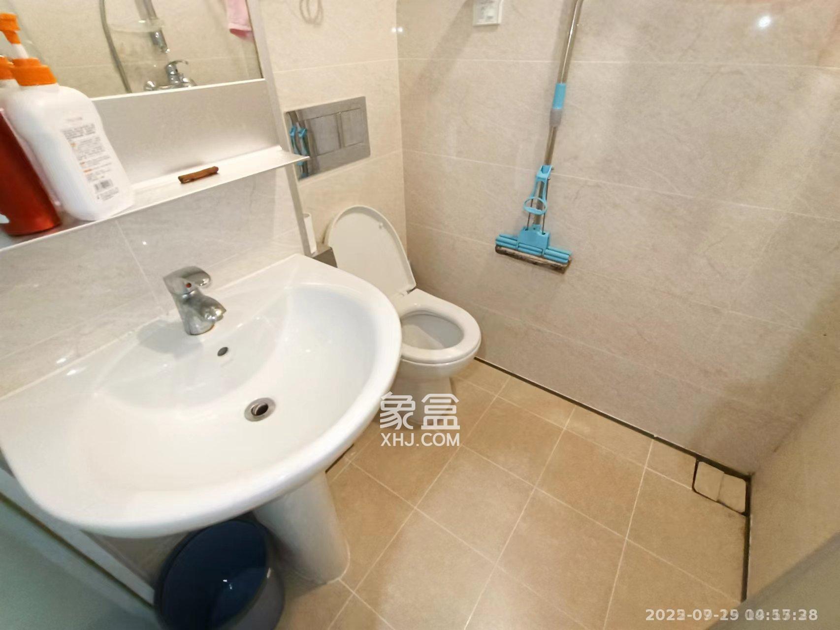 万科金域缇香 1室1厅1卫 1800.0元/月 万科金域缇香 1室1厅1卫 1800.0元/月室内图