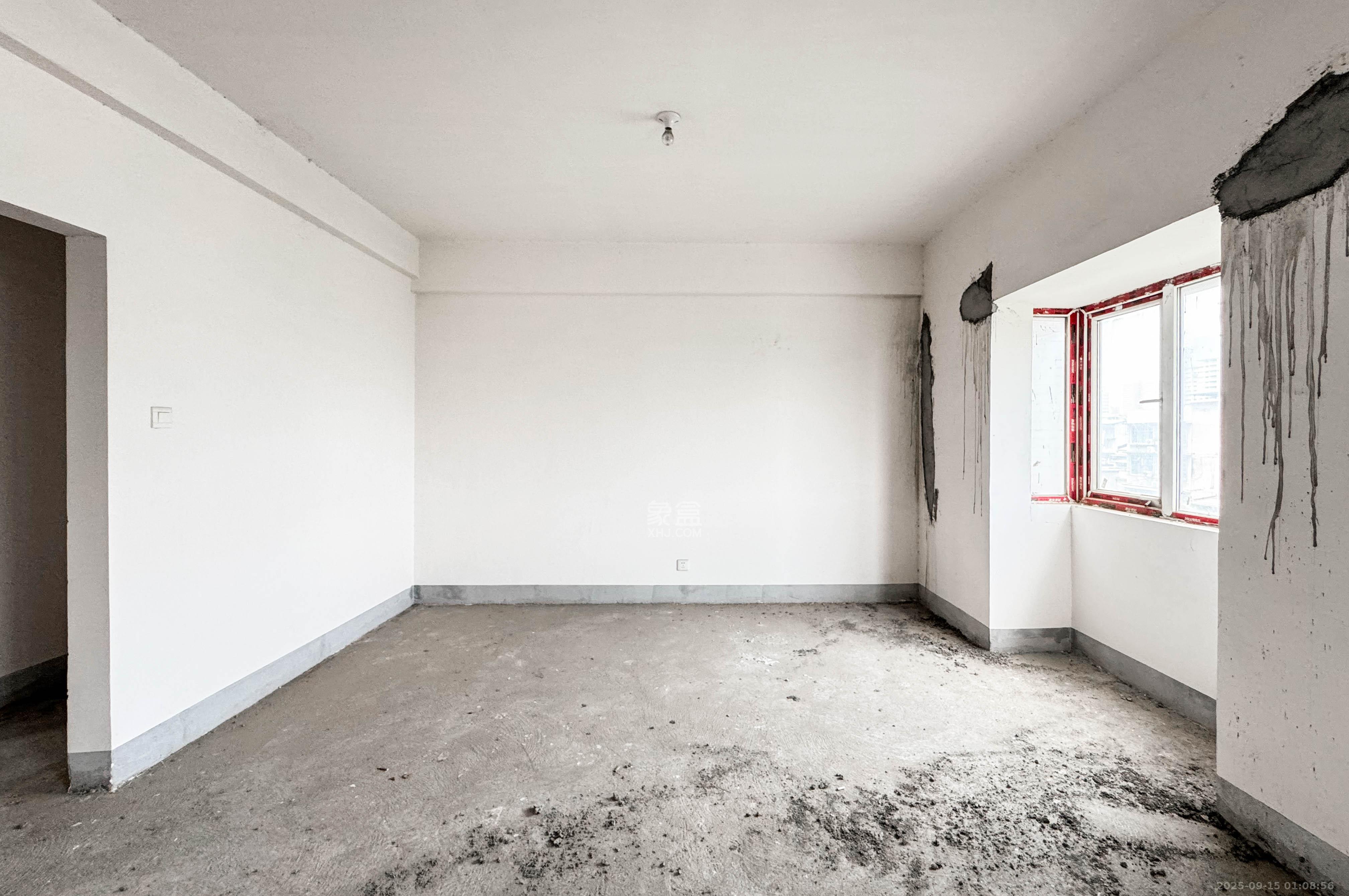 麓阳和景雅苑 4室2厅2卫 122.0万 麓阳和景雅苑 4室2厅2卫 122.0万其他