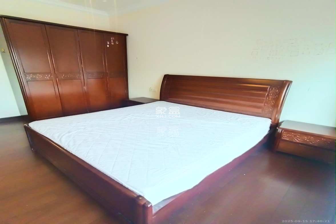 恒大雅苑 3室2厅2卫 2600.0元/月 恒大雅苑 3室2厅2卫 2600.0元/月室内图