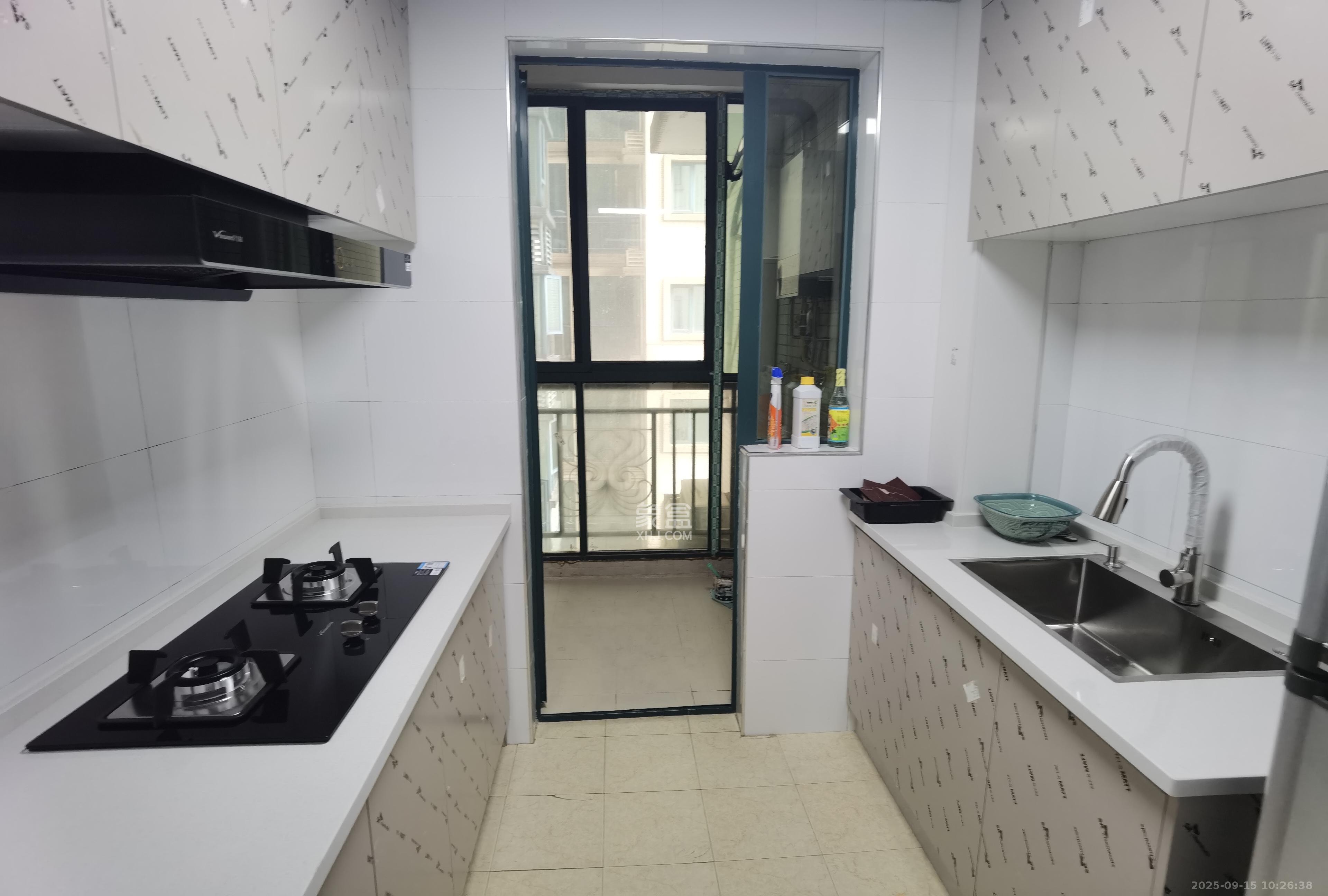 恒大华府  2室2厅1卫    2400.0元/月 恒大华府  2室2厅1卫    2400.0元/月