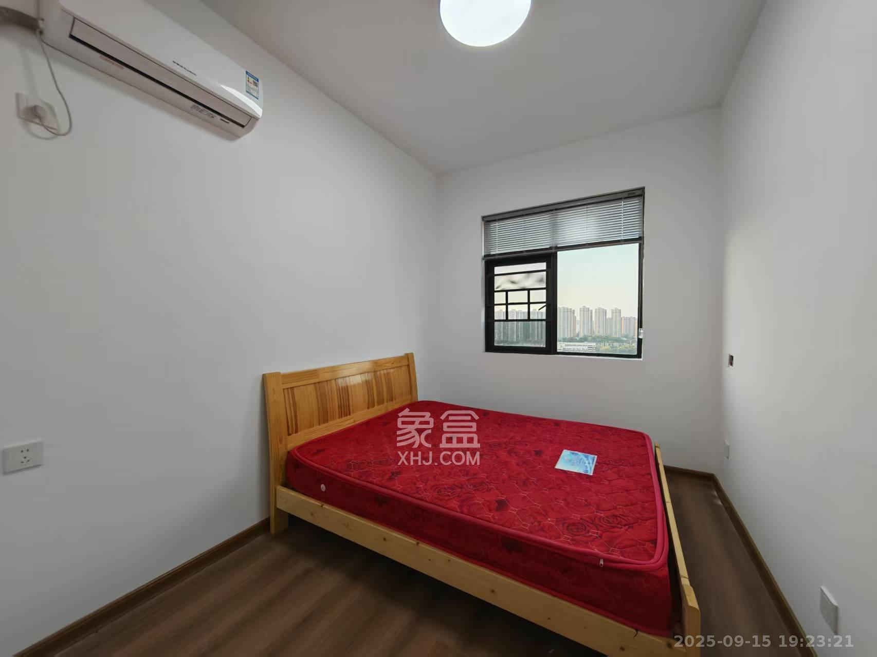 德润小区(丰升德润小区) 3室2厅2卫 2600.0元/月 德润小区(丰升德润小区) 3室2厅2卫 2600.0元/月室内图