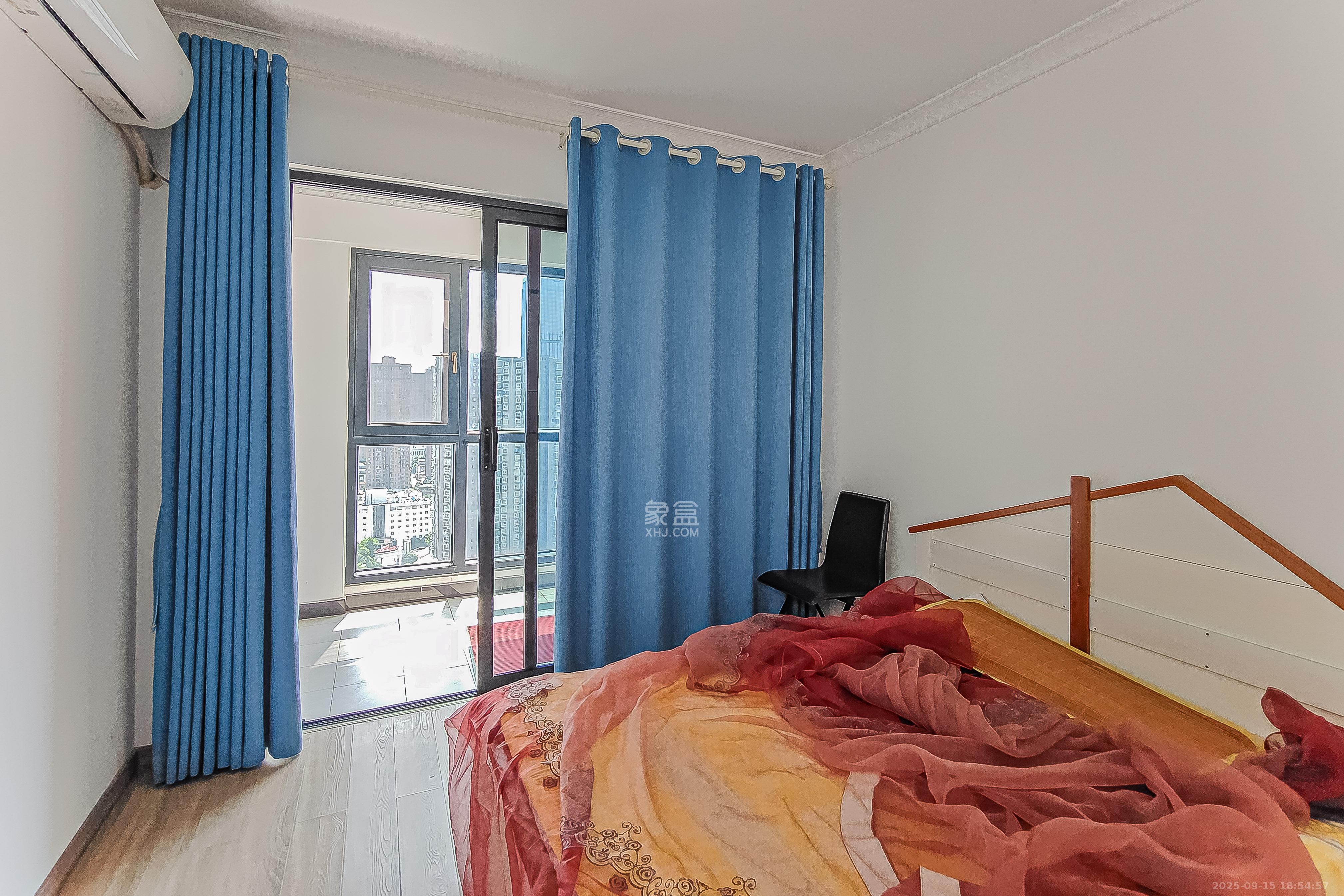 建发中央公园（建发美地）  3室2厅1卫    160.0万卧室