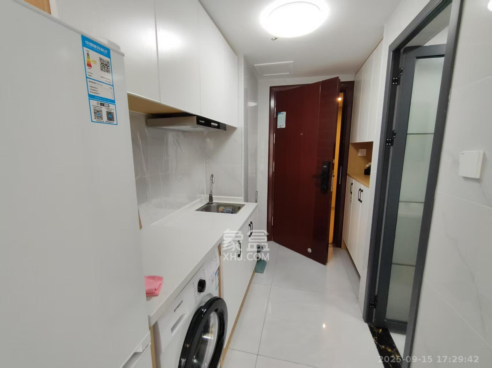 碧桂园城市之光  1室0厅1卫    1400.0元/月室内图