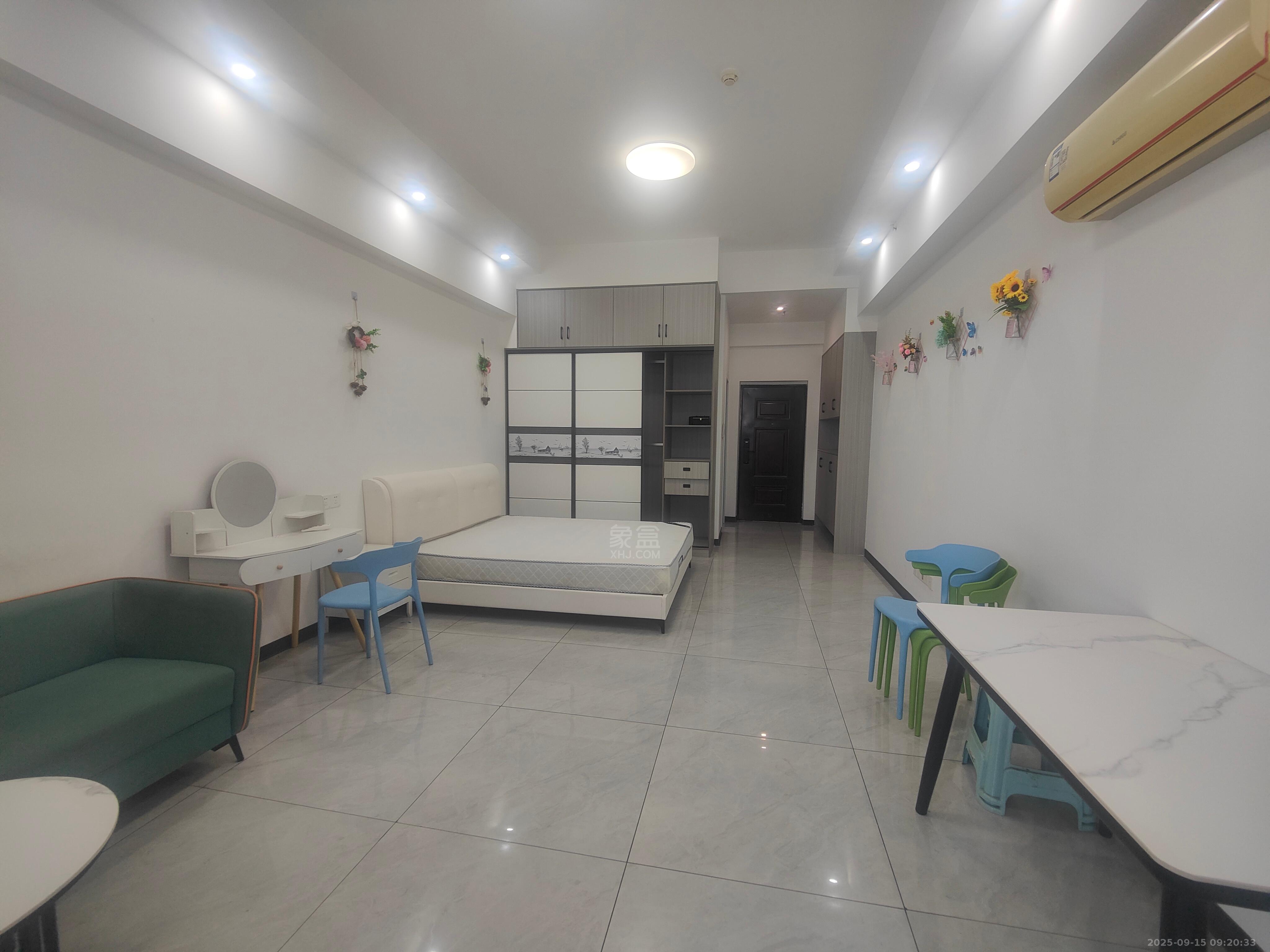 尚格广场 1室1厅1卫 1500.0元/月 尚格广场 1室1厅1卫 1500.0元/月室内图