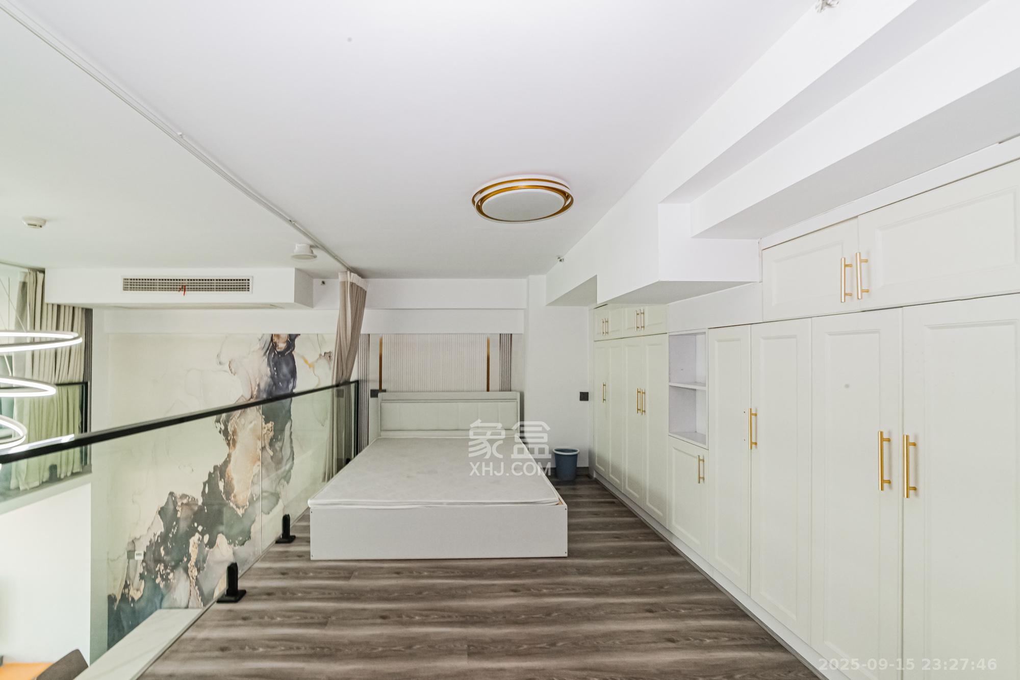 润和国际广场 2室1厅1卫 60.0万 润和国际广场 2室1厅1卫 60.0万卧室