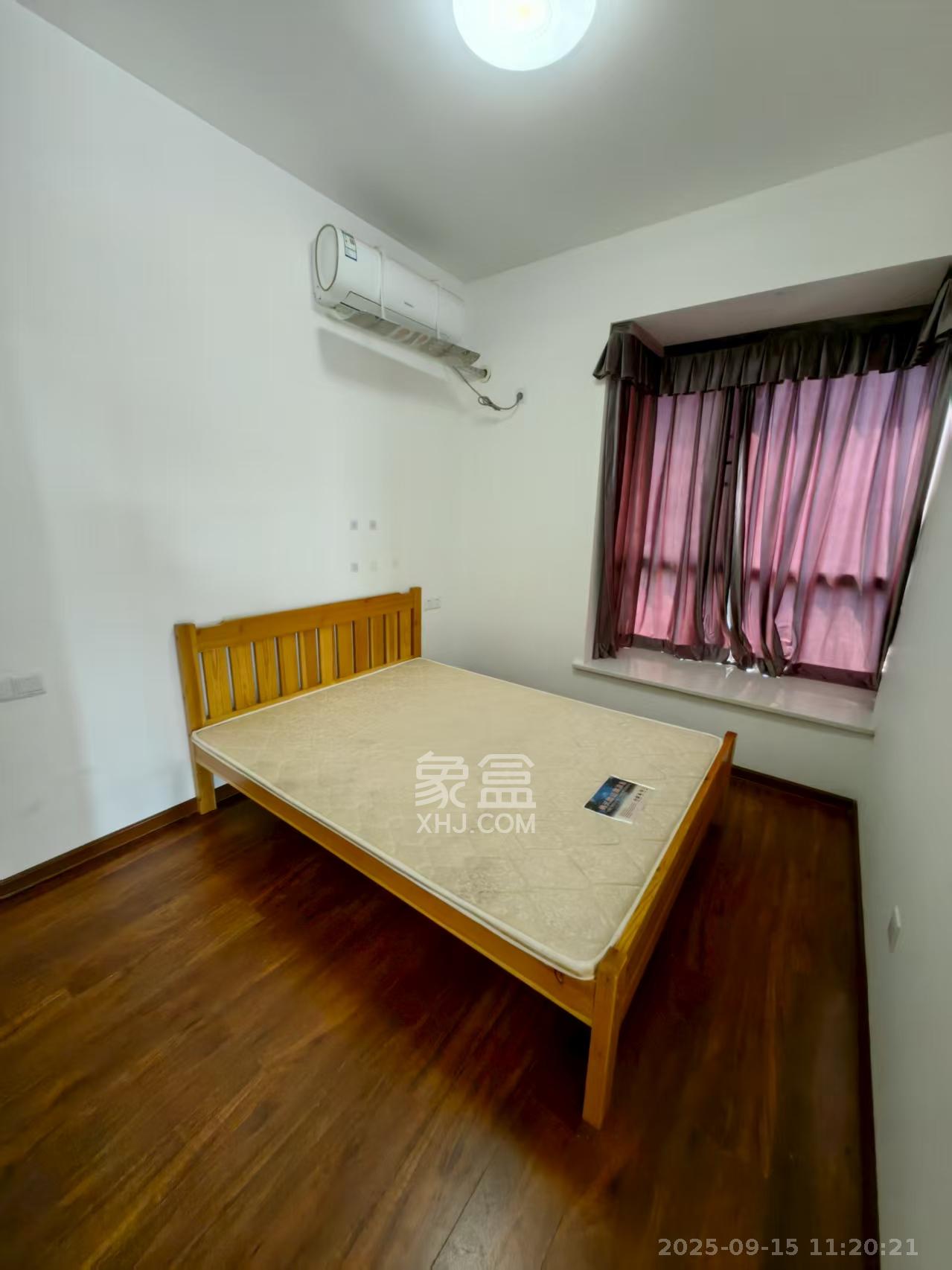 华美公寓（新猎鹰公寓）  2室2厅1卫    1800.0元/月室内图