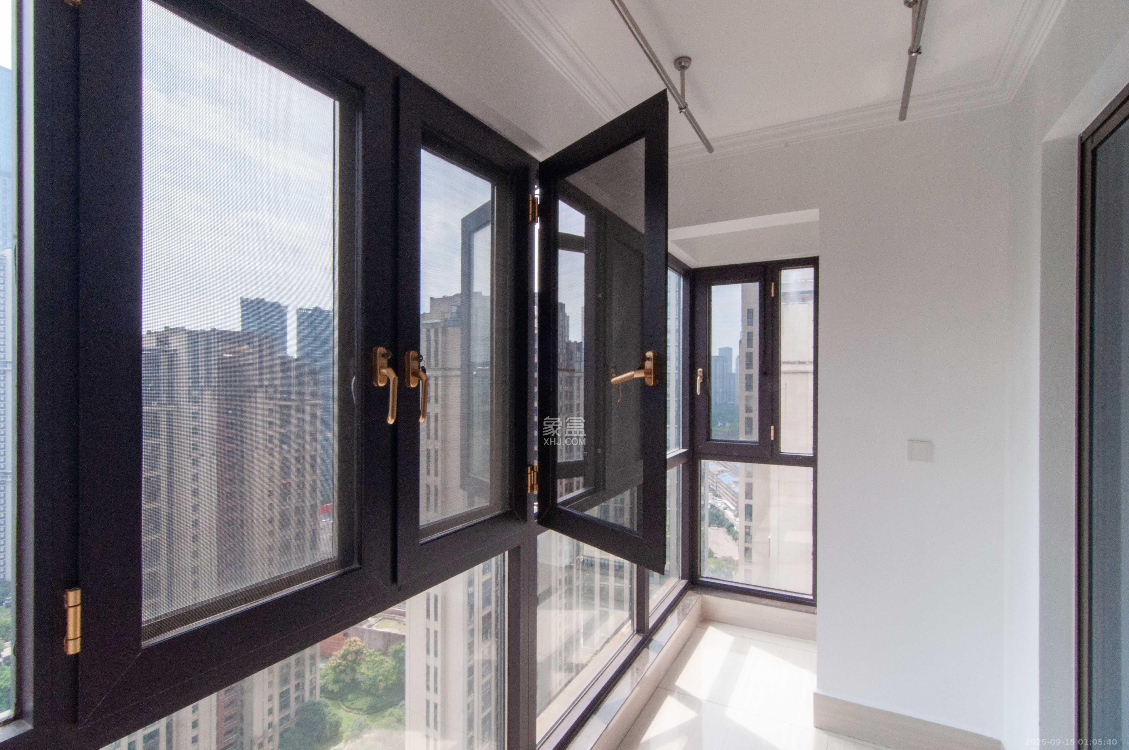 梅溪湖金茂悦(金悦雅苑)  3室2厅1卫    105.0万 梅溪湖金茂悦(金悦雅苑)  3室2厅1卫    105.0万其他