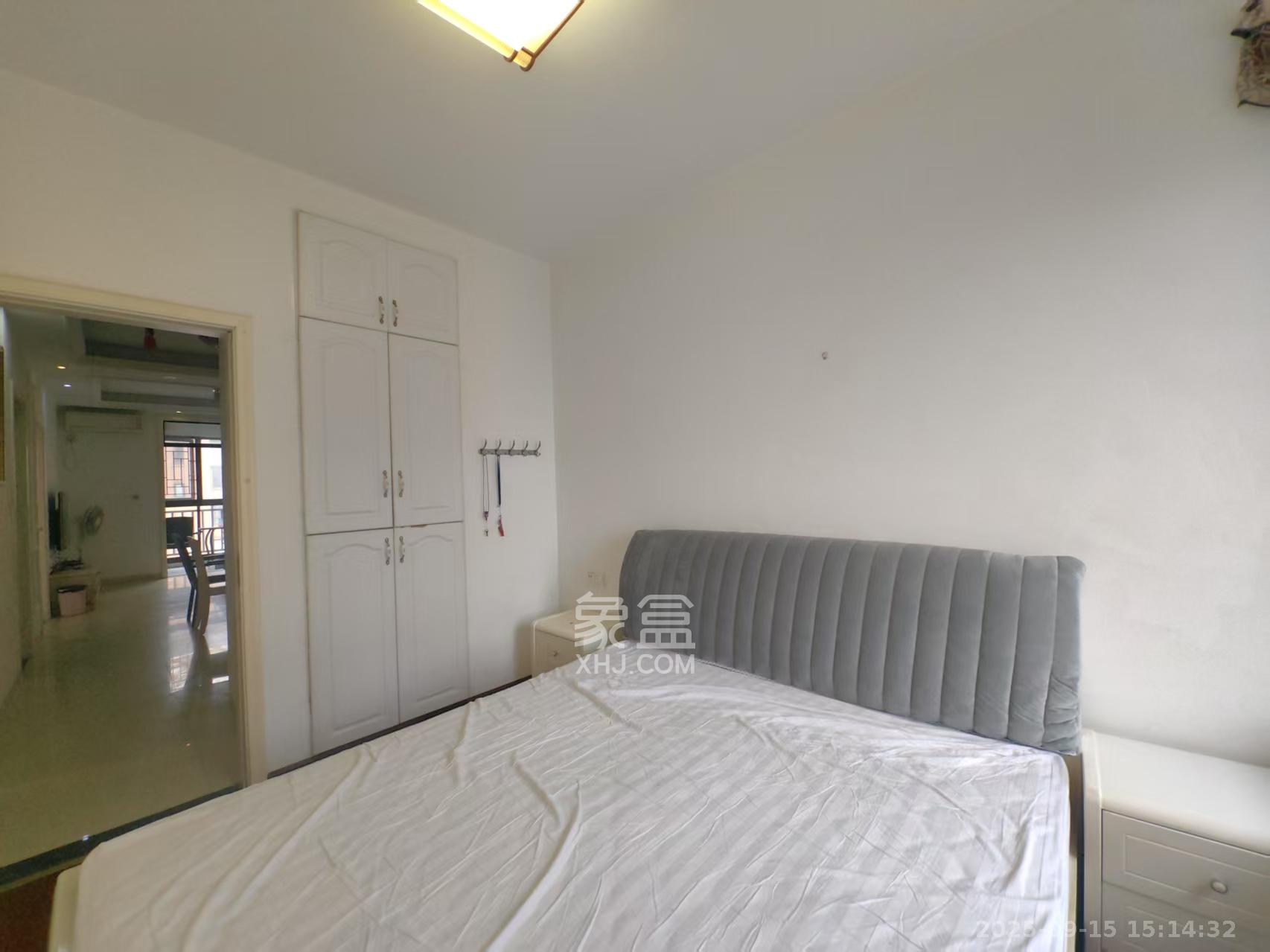 奥林匹克花园贡院一期 3室2厅1卫 2600.0元/月 奥林匹克花园贡院一期 3室2厅1卫 2600.0元/月室内图