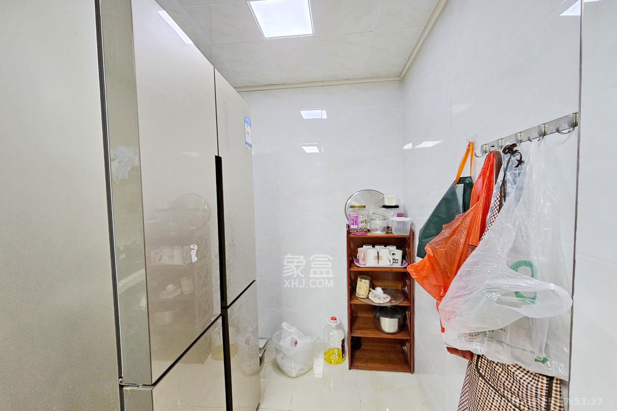 雨花公馆(紫苔名苑) 4室2厅2卫 155.0万 雨花公馆(紫苔名苑) 4室2厅2卫 155.0万其他