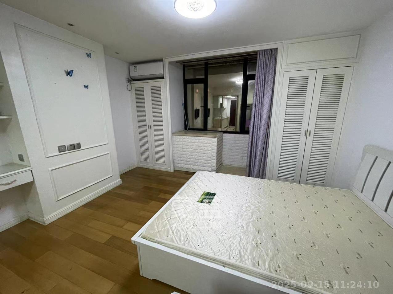 沁园春御院 1室1厅1卫 1600.0元/月 沁园春御院 1室1厅1卫 1600.0元/月室内图