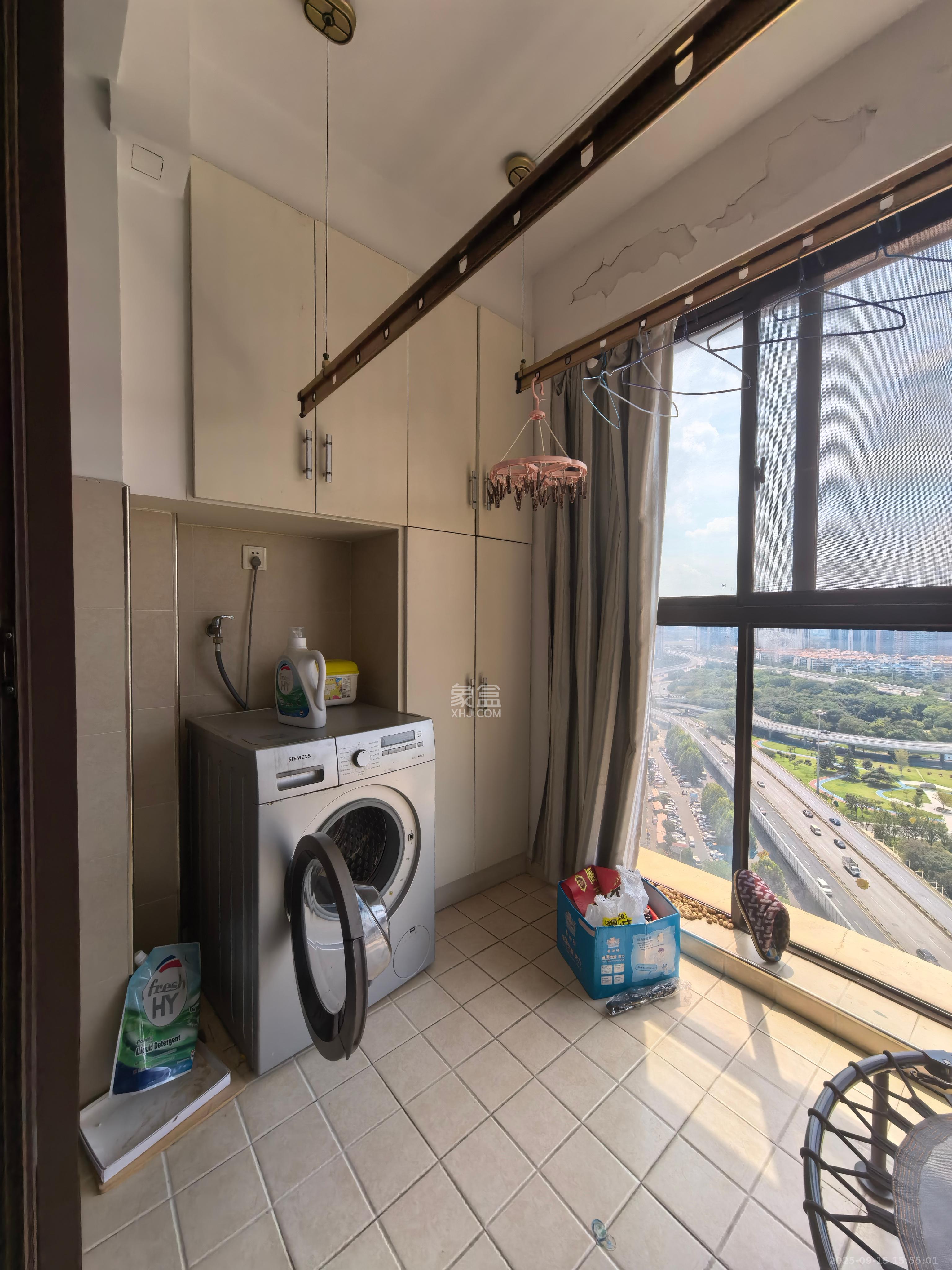 海洋半岛(月珑湾) 3室2厅1卫 2500.0元/月 海洋半岛(月珑湾) 3室2厅1卫 2500.0元/月室内图