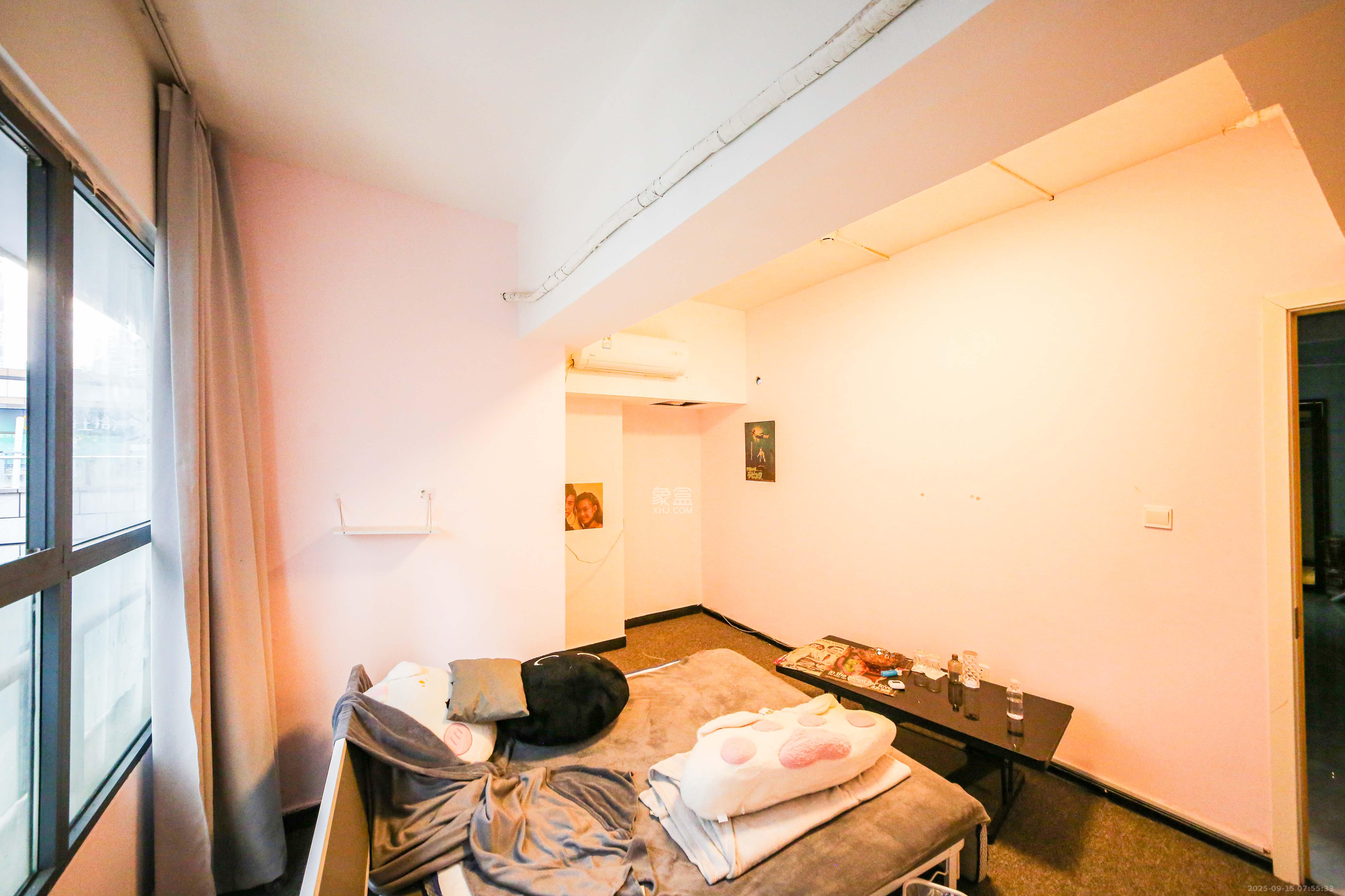 复地星光天地 1室1厅1卫 39.8万 复地星光天地 1室1厅1卫 39.8万卧室