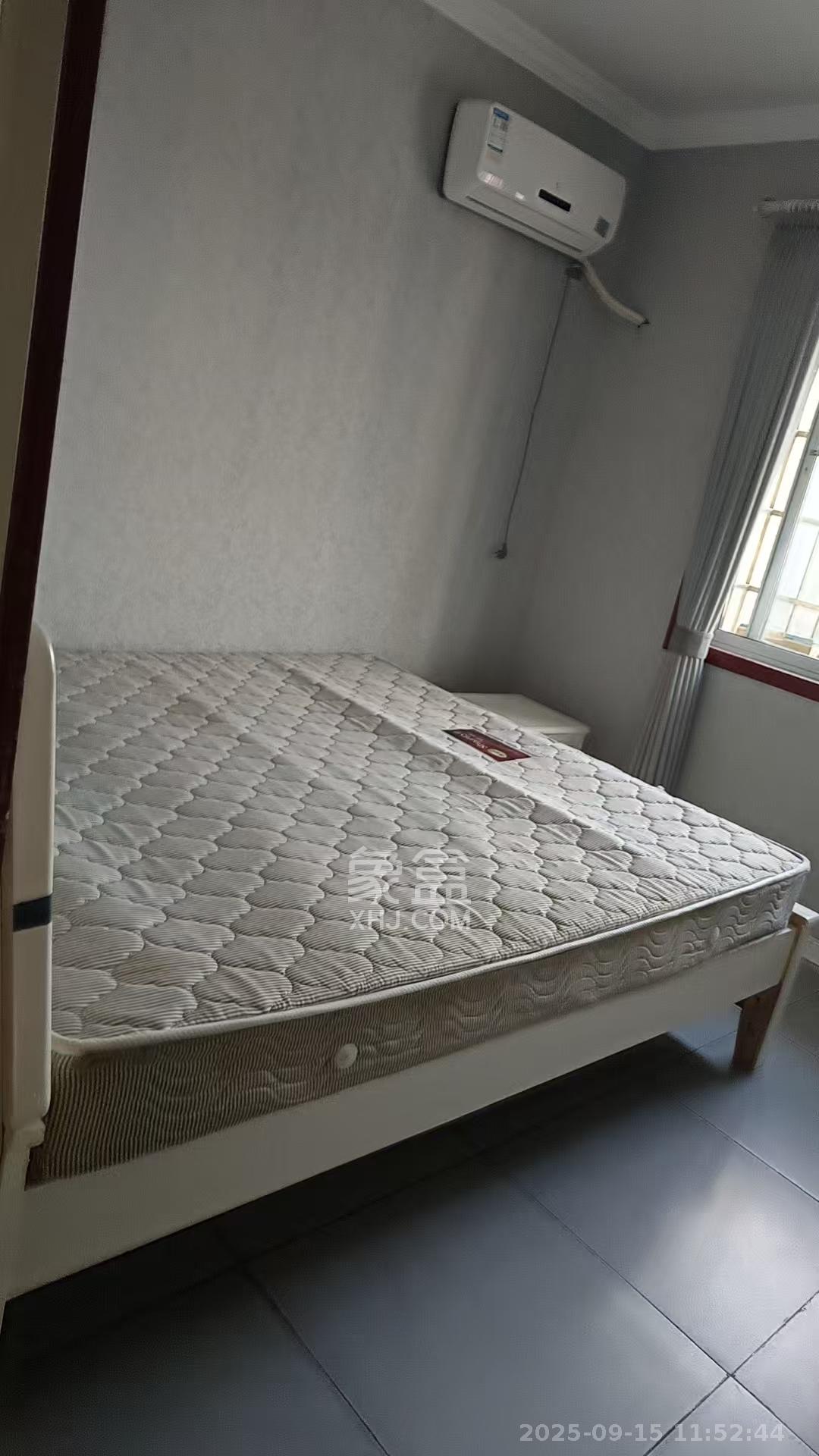 星城新宇川河苑 1室1厅1卫 800.0元/月 星城新宇川河苑 1室1厅1卫 800.0元/月室内图