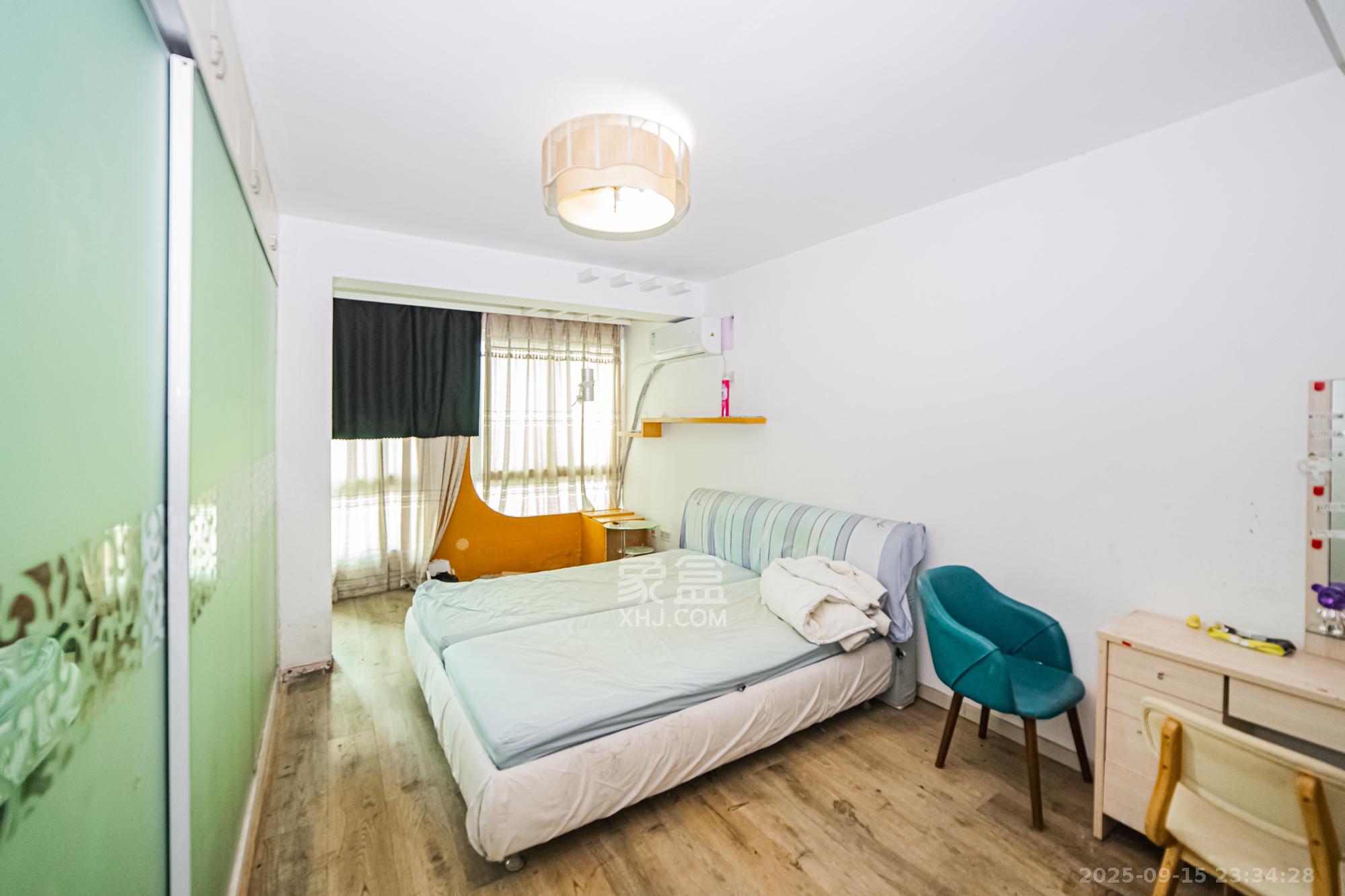 恒鑫澜北湾  3室2厅2卫    102.0万卧室