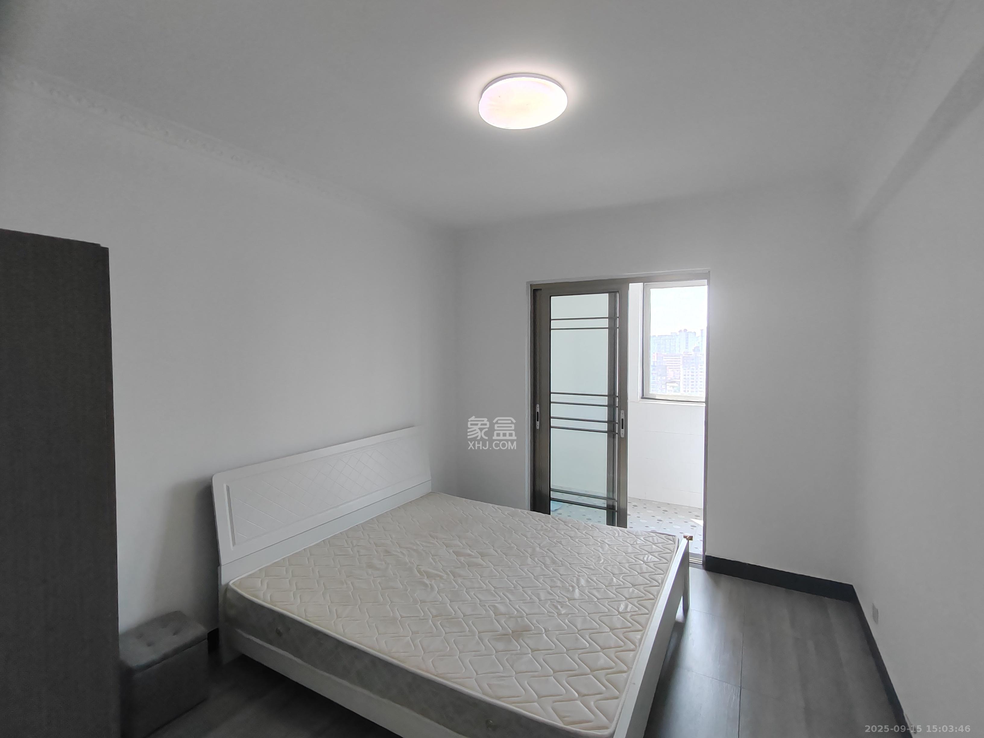 益佳苑  3室2厅2卫    3400.0元/月室内图