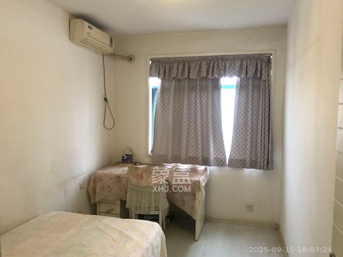 美林景园 4室2厅2卫 3500.0元/月 美林景园 4室2厅2卫 3500.0元/月室内图