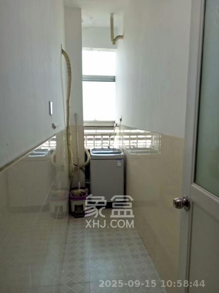 红星国际星城  1室1厅1卫    1200.0元/月室内图