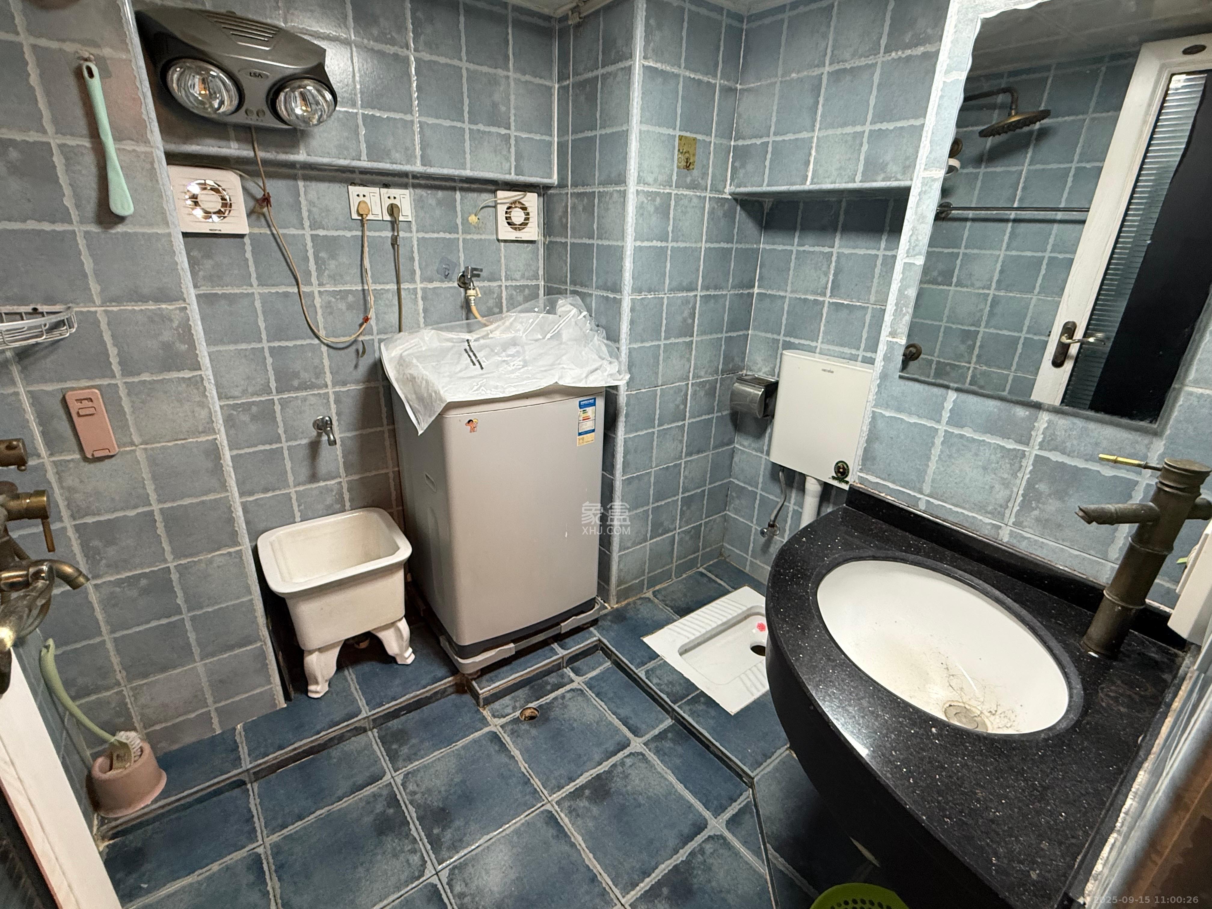 融圣国际 2室1厅1卫 1700.0元/月 融圣国际 2室1厅1卫 1700.0元/月室内图