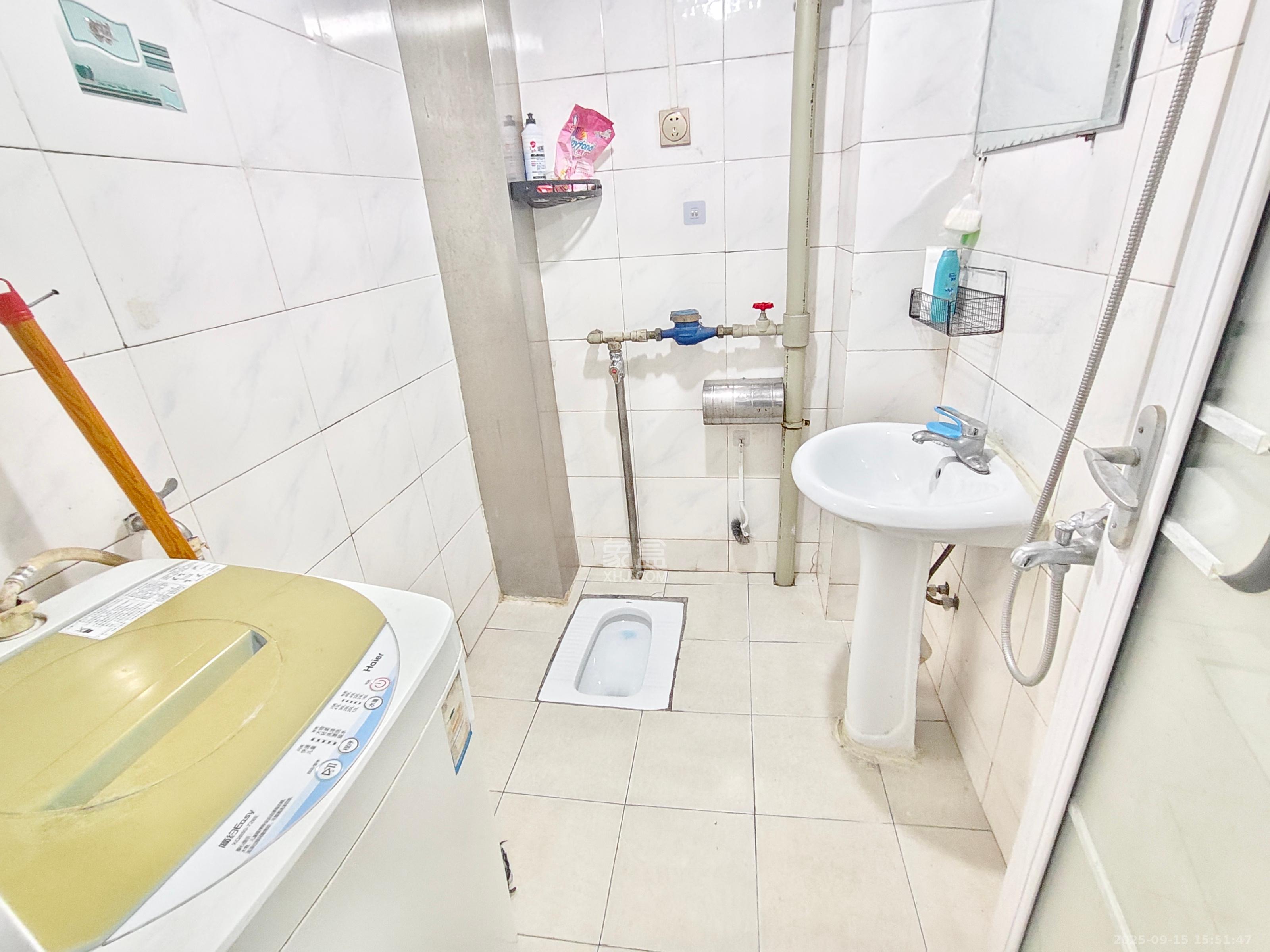 朝阳银座 3室1厅1卫 2200.0元/月 朝阳银座 3室1厅1卫 2200.0元/月室内图