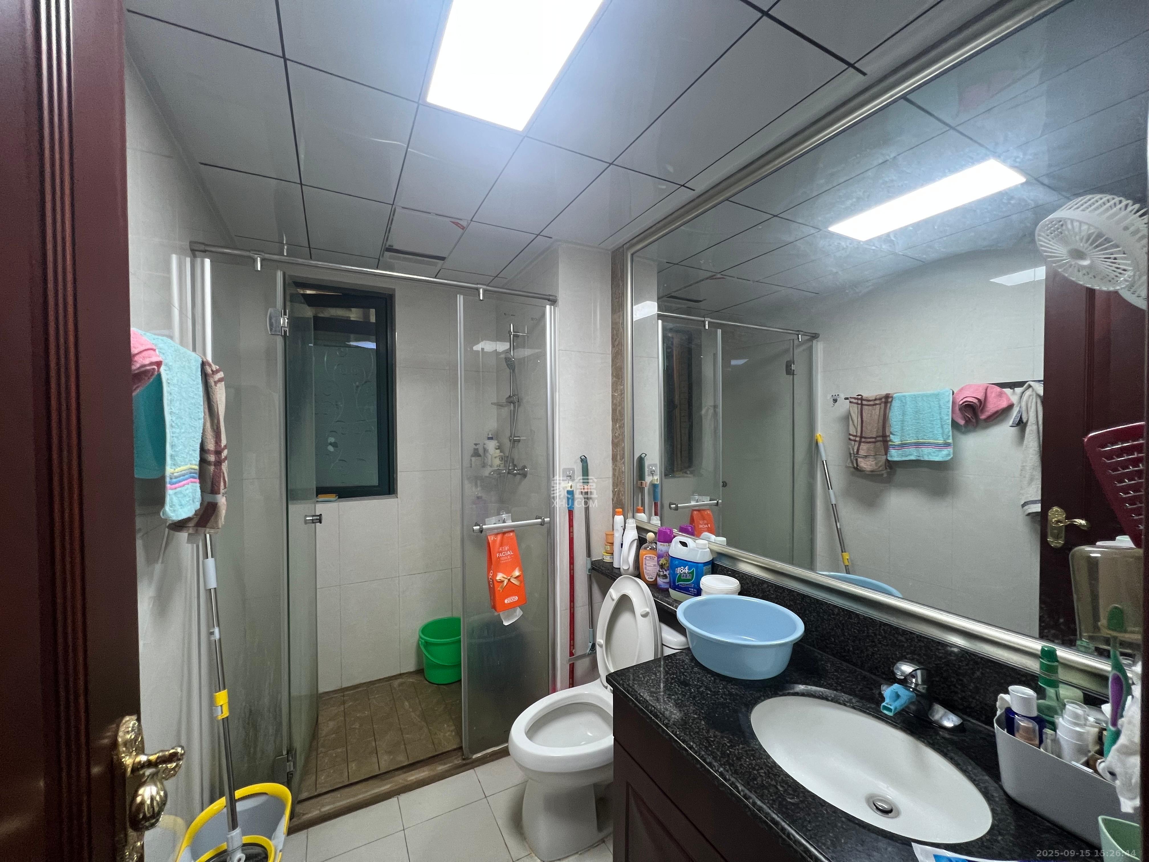 恒大绿洲 3室2厅2卫 2800.0元/月 恒大绿洲 3室2厅2卫 2800.0元/月室内图