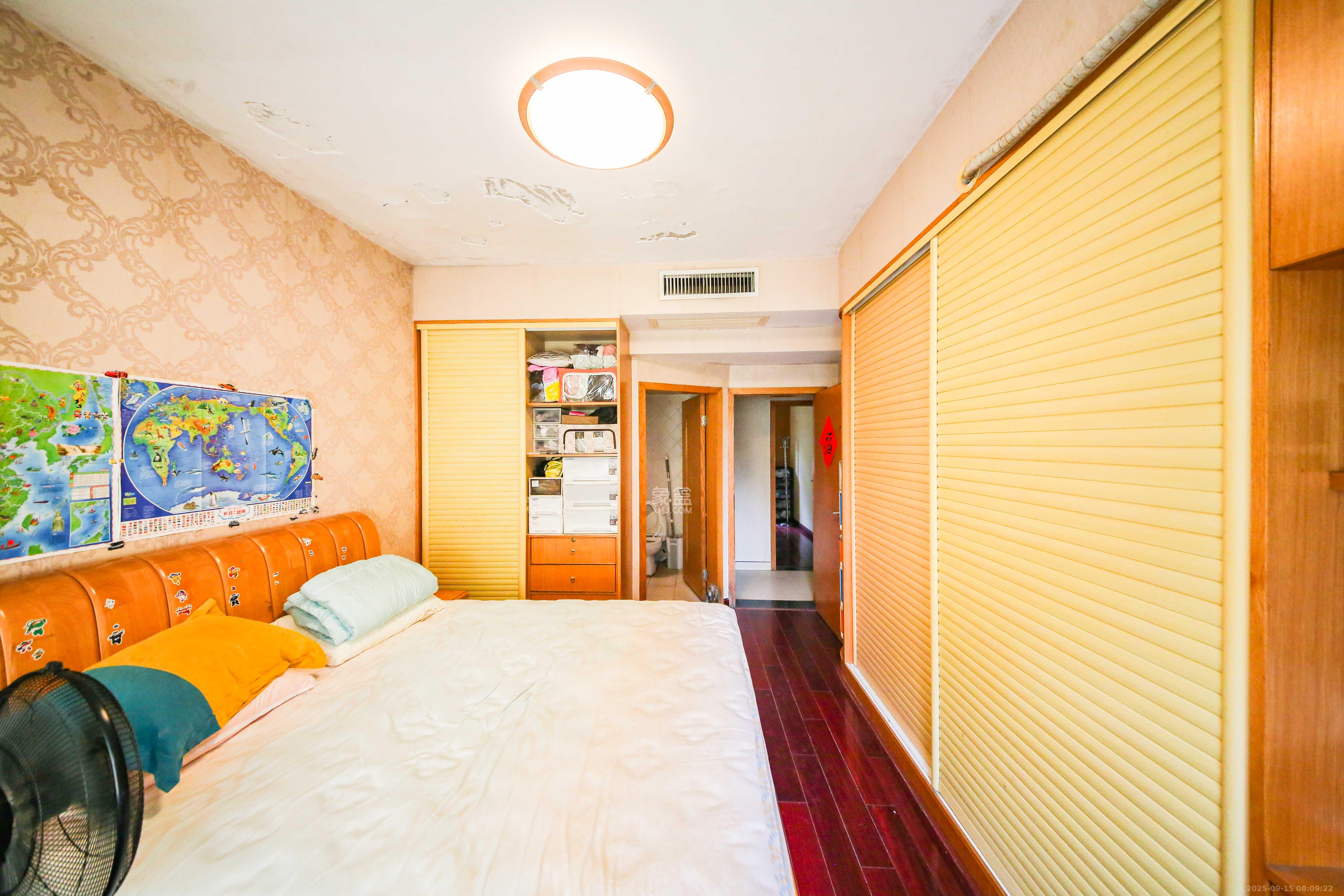 博林金谷 3室2厅2卫 168.0万 博林金谷 3室2厅2卫 168.0万卧室